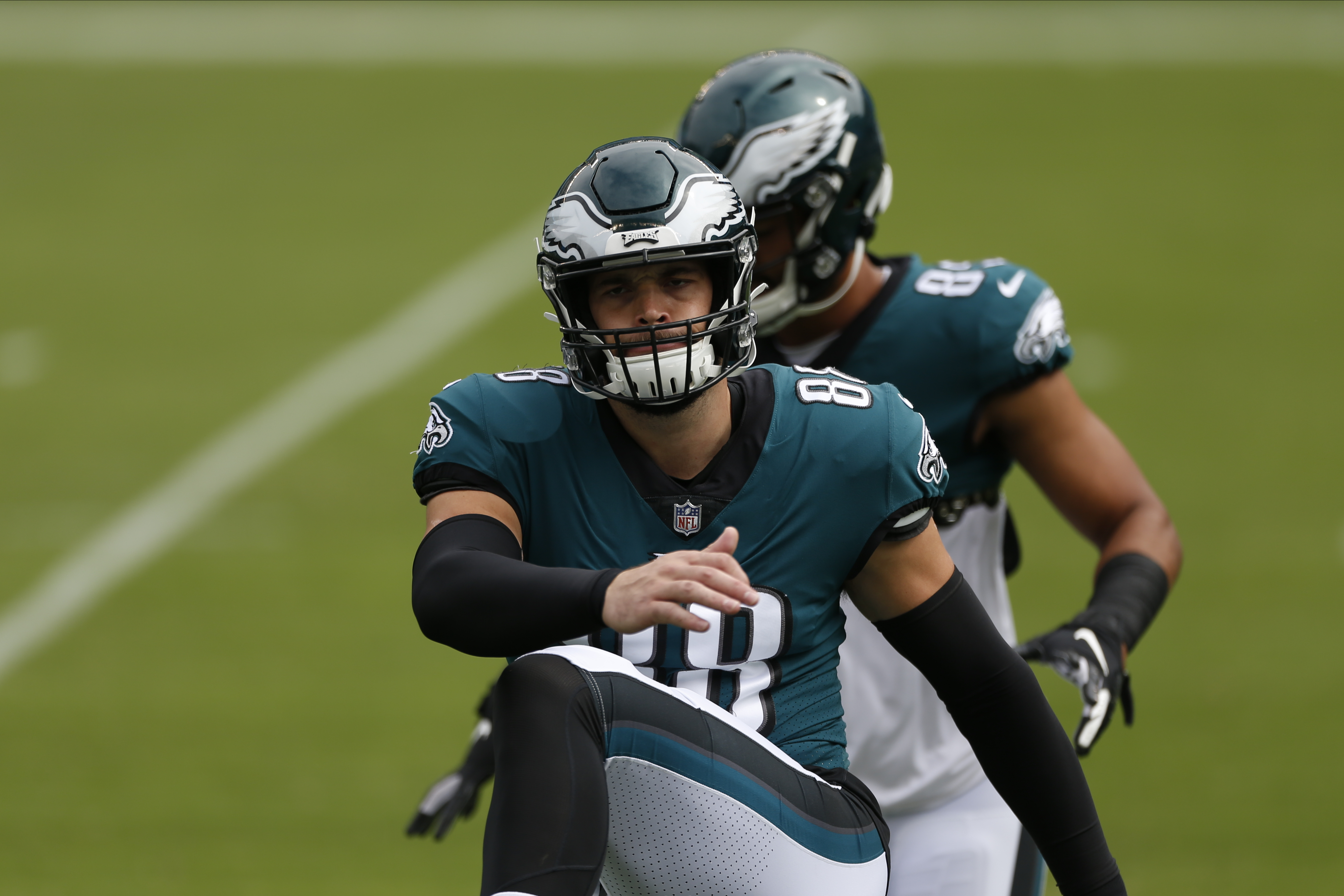 Eagles' Dallas Goedert 'feeling good' but working 'day-by-day' in return to  practice 