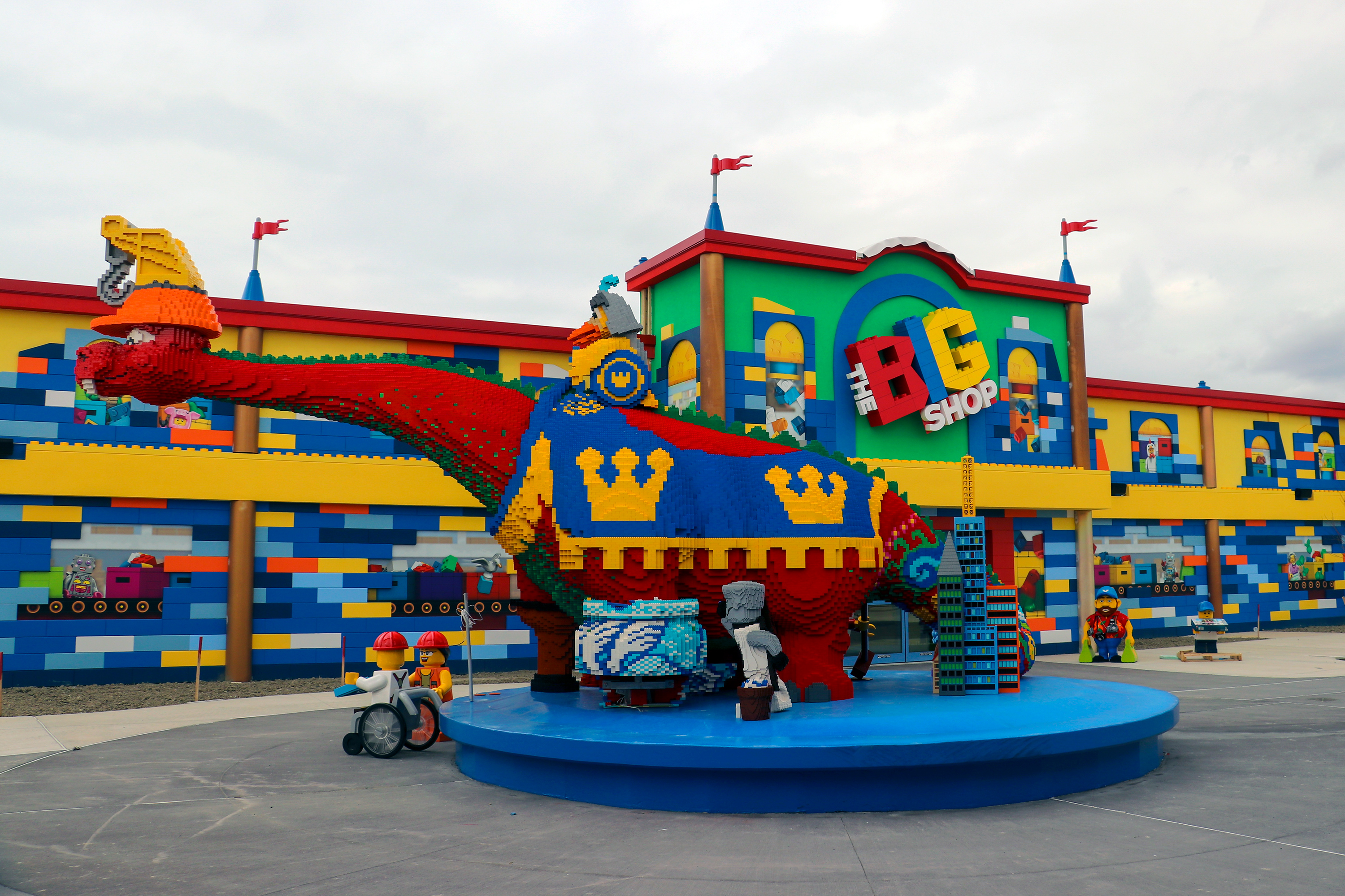 Rides & Attractions  LEGOLAND New York Resort