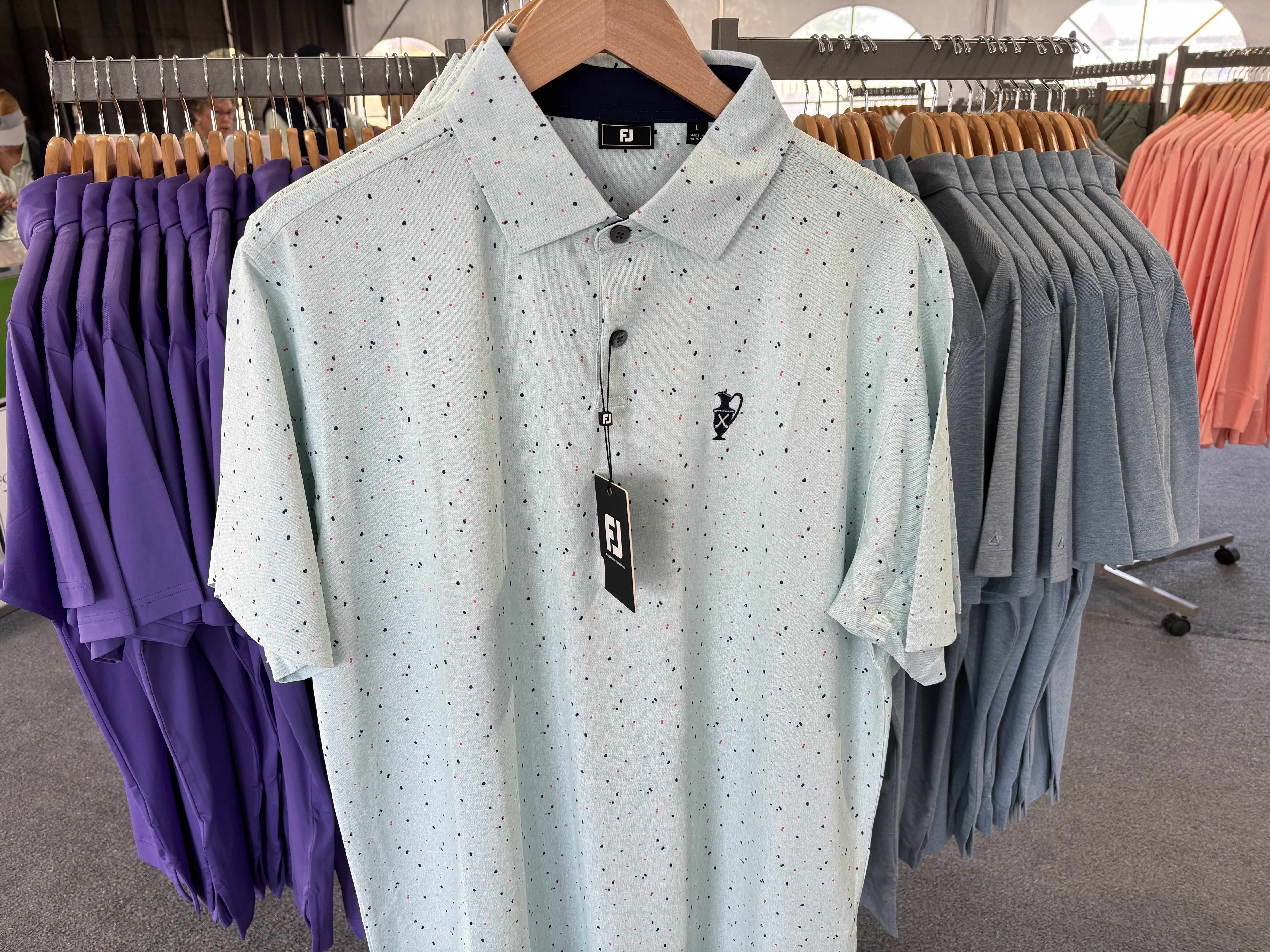 Why does the Regions Tradition trophy look just like the Claret