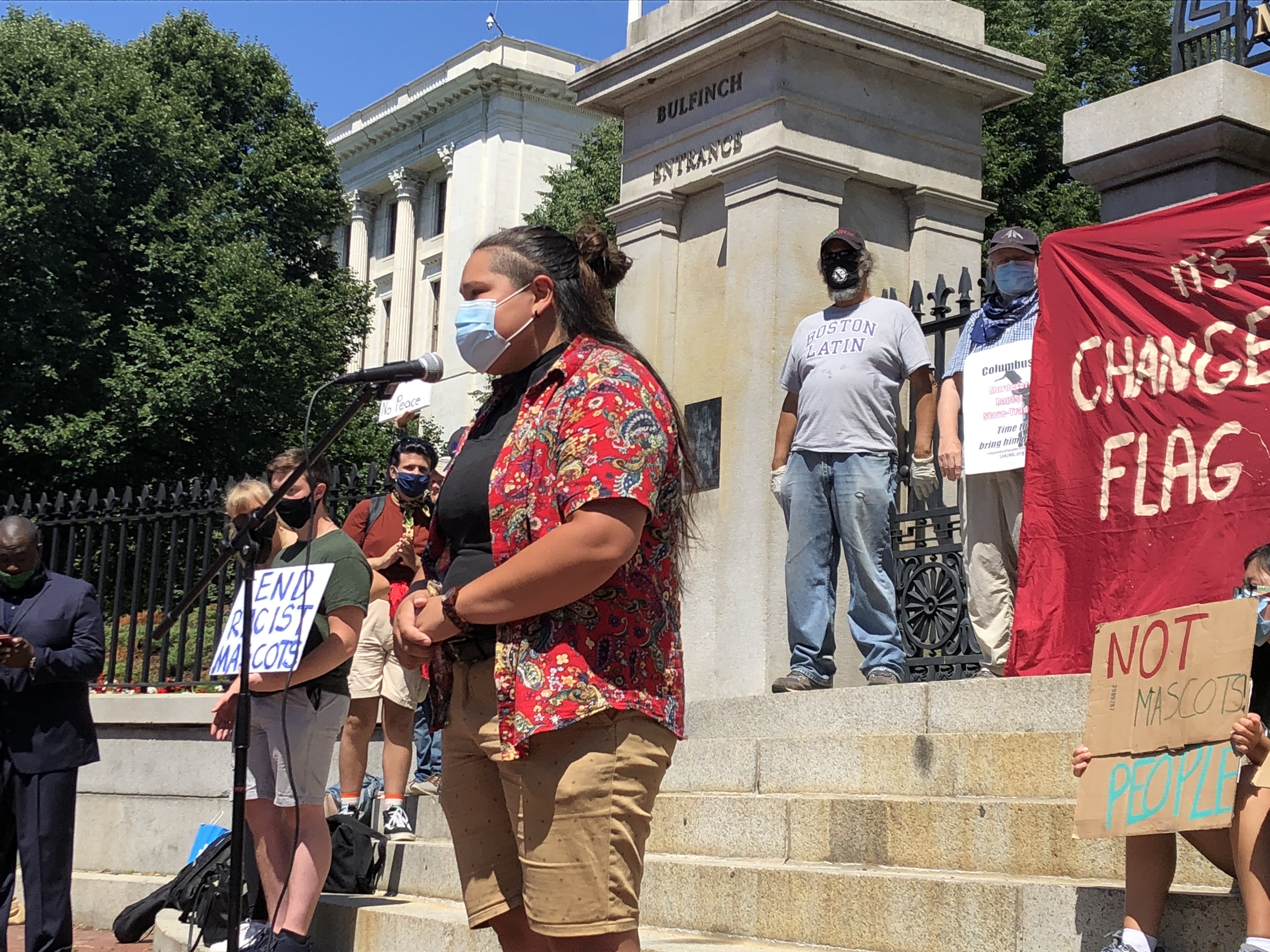 Massachusetts Lawmakers Pass Bill That Takes Steps To Change State Seal And Motto Following Decades Of Protests From Indigenous Activists Masslive Com