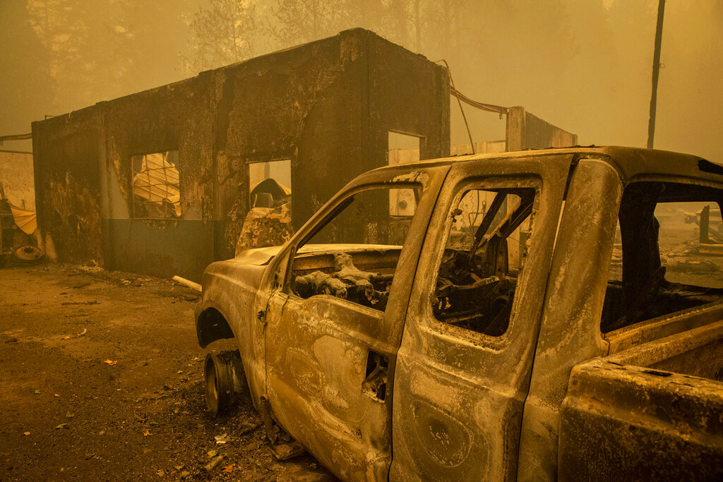 Wildfires Grow In Oregon As 500k Flee