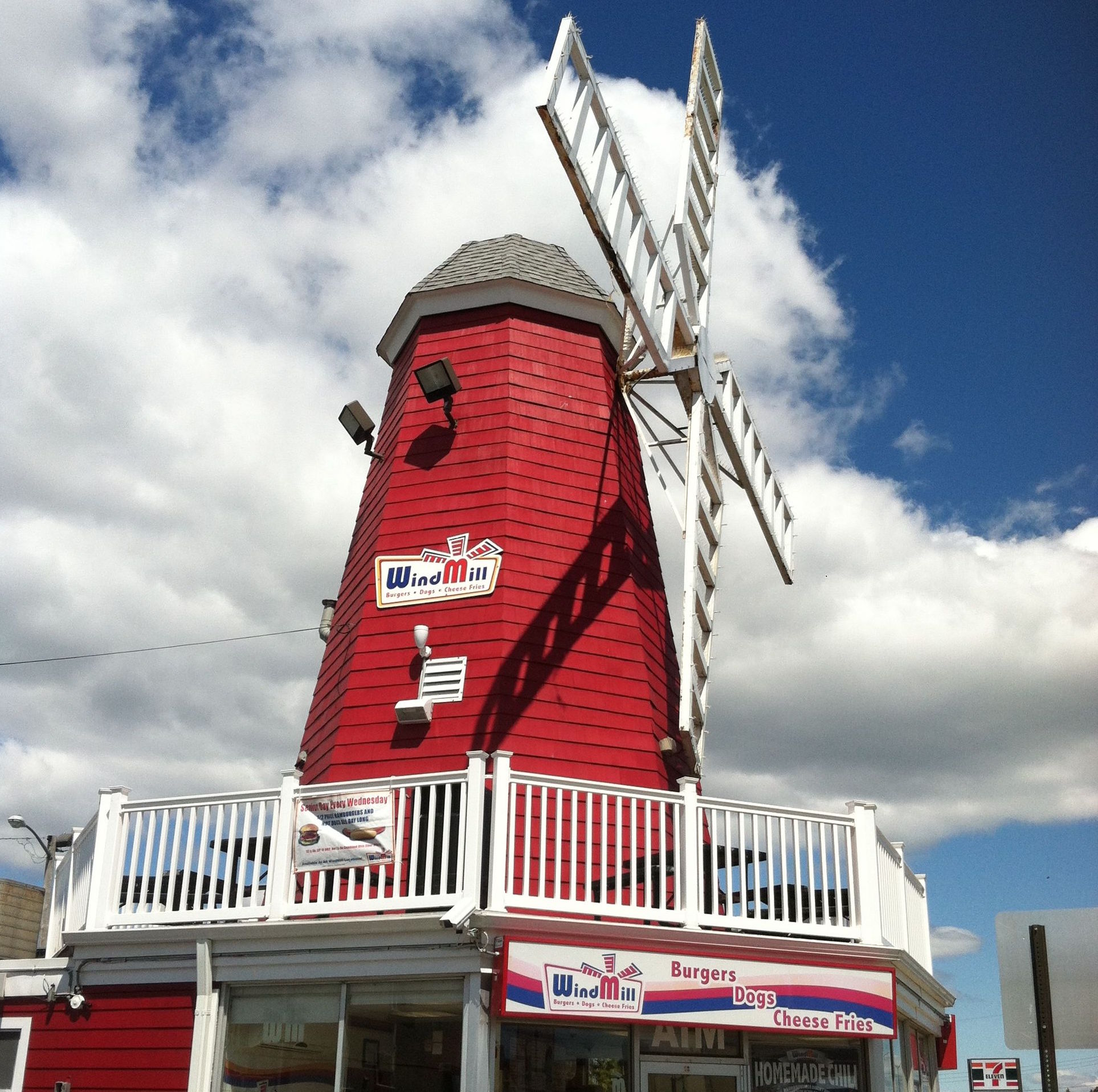 N.J.'s 40 best hot dog joints, ranked, for National Hot Dog Day