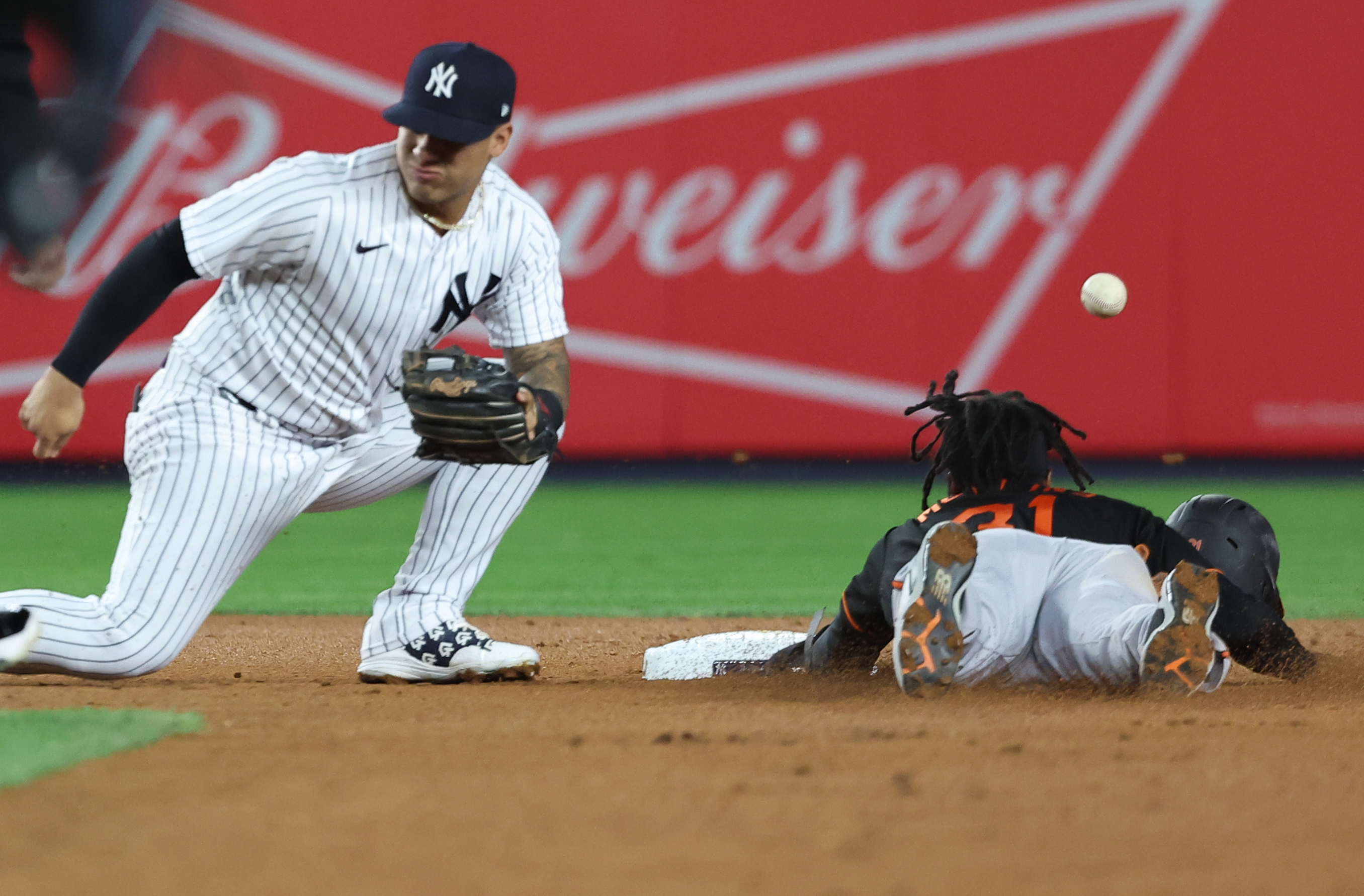 Yankees injury updates: DJ LeMahieu ready for return, Carlos Rodón