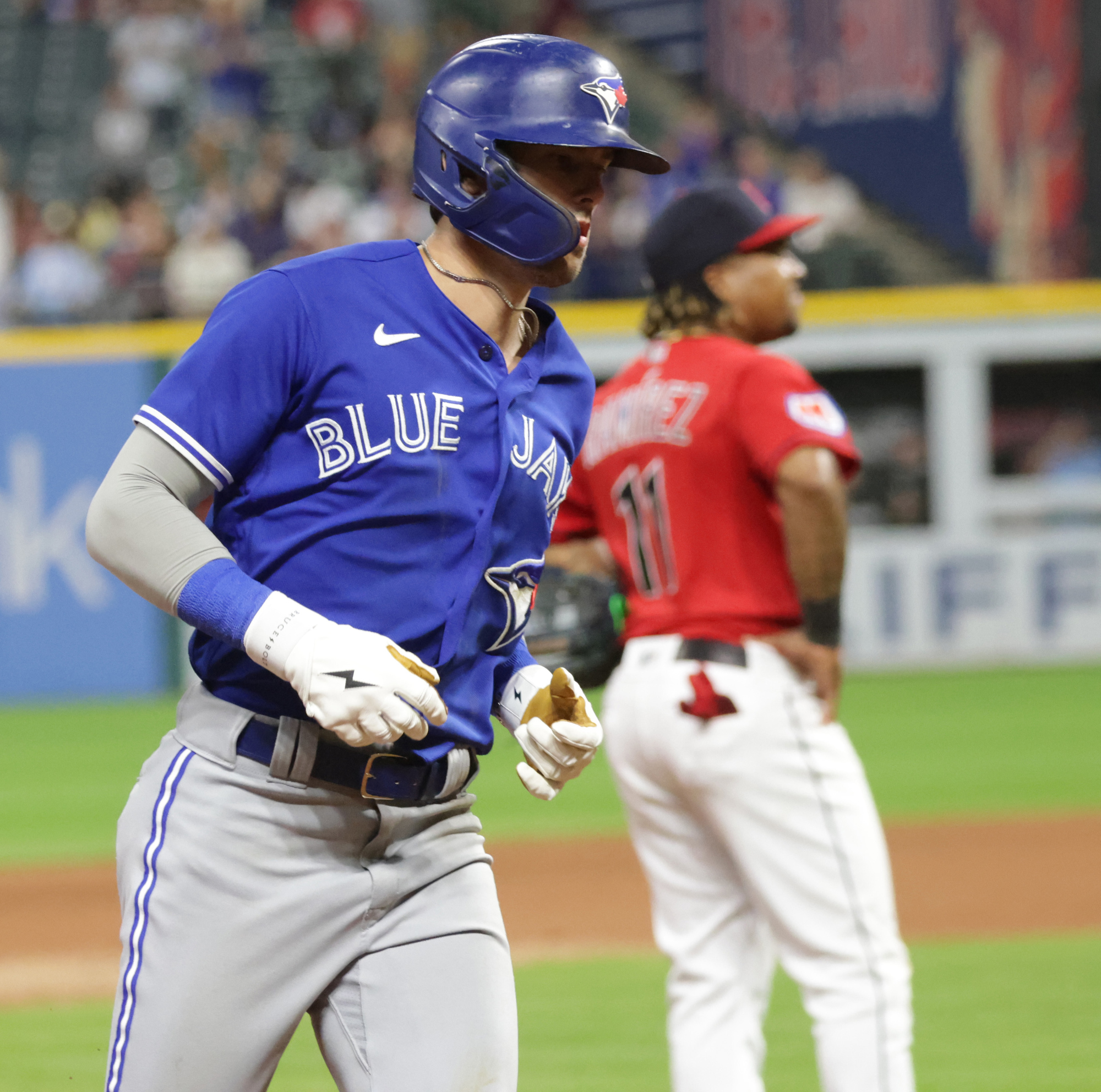 Biggio's homer sends Blue Jays to 3-1 win over Guardians after Ryu