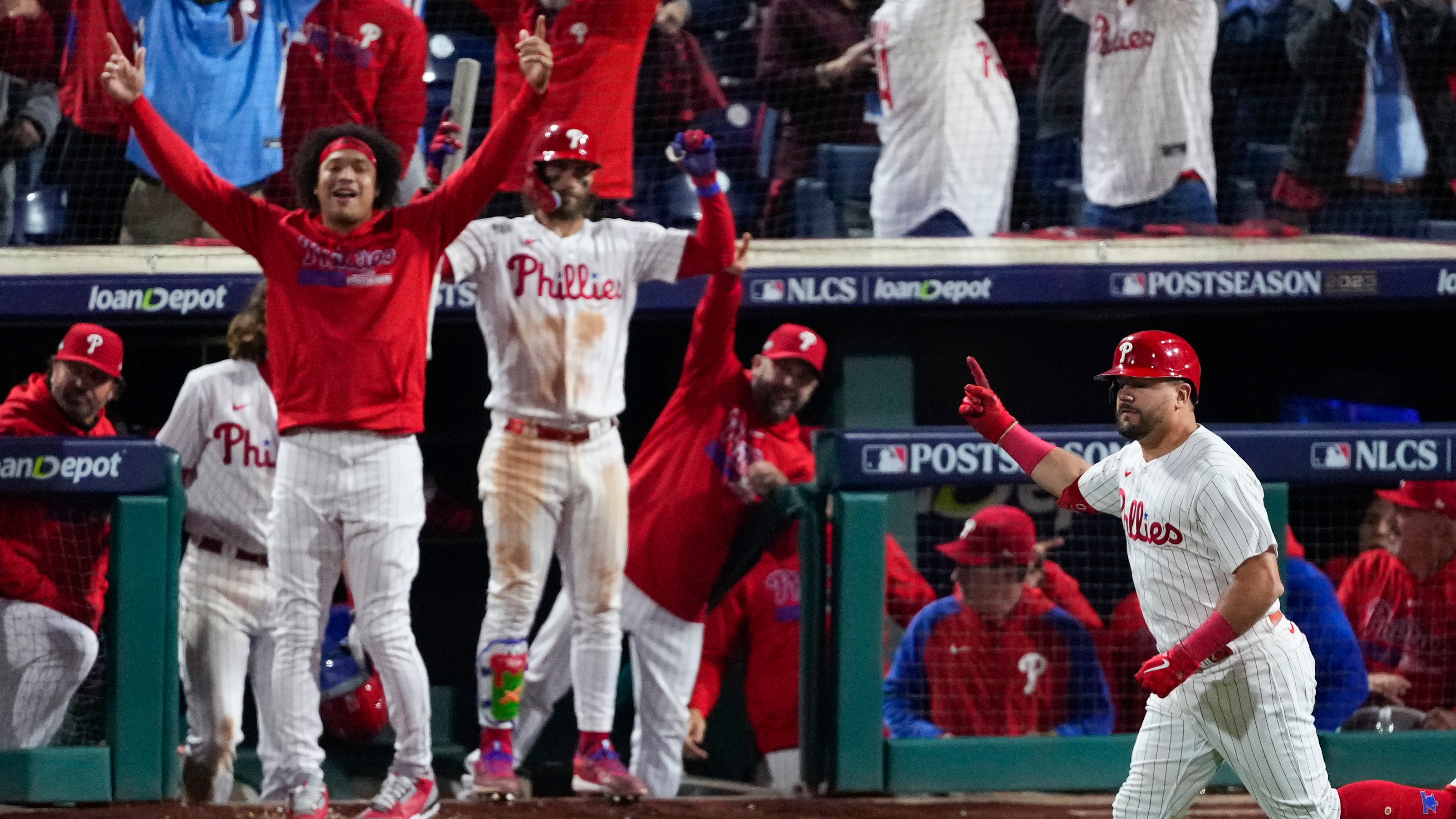 Phillies rookie rubs it in Braves faces after NLDS win 