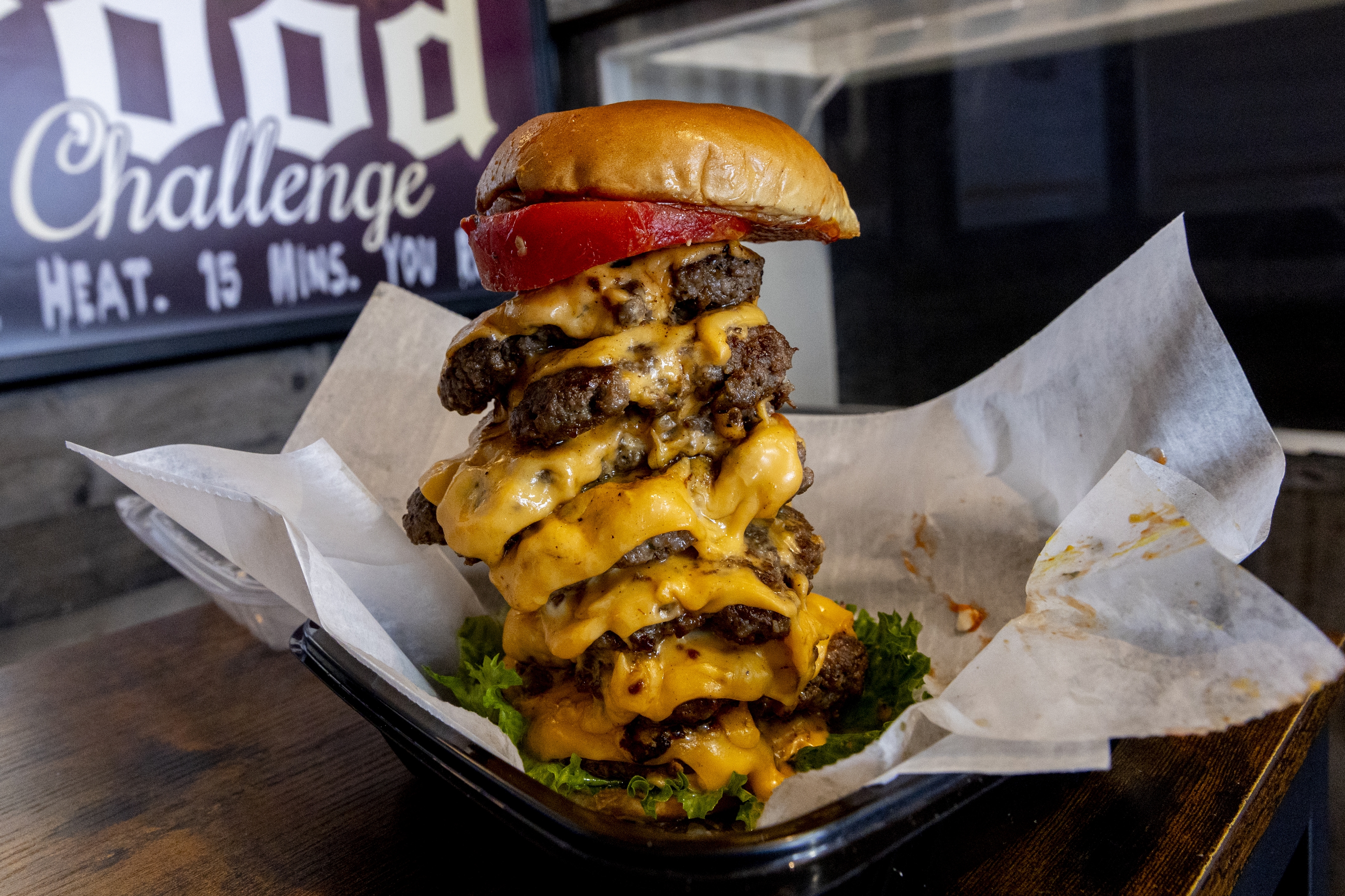 Can you eat this 5-pound Michigan burger in 10 minutes? If so