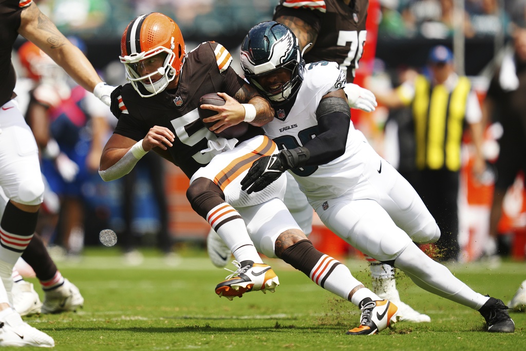 Who played better in his preseason start: 'Gunslinger' Dillon Gabriel or  'Legendary' Shedeur Sanders? — Mary Kay Cabot - cleveland.com