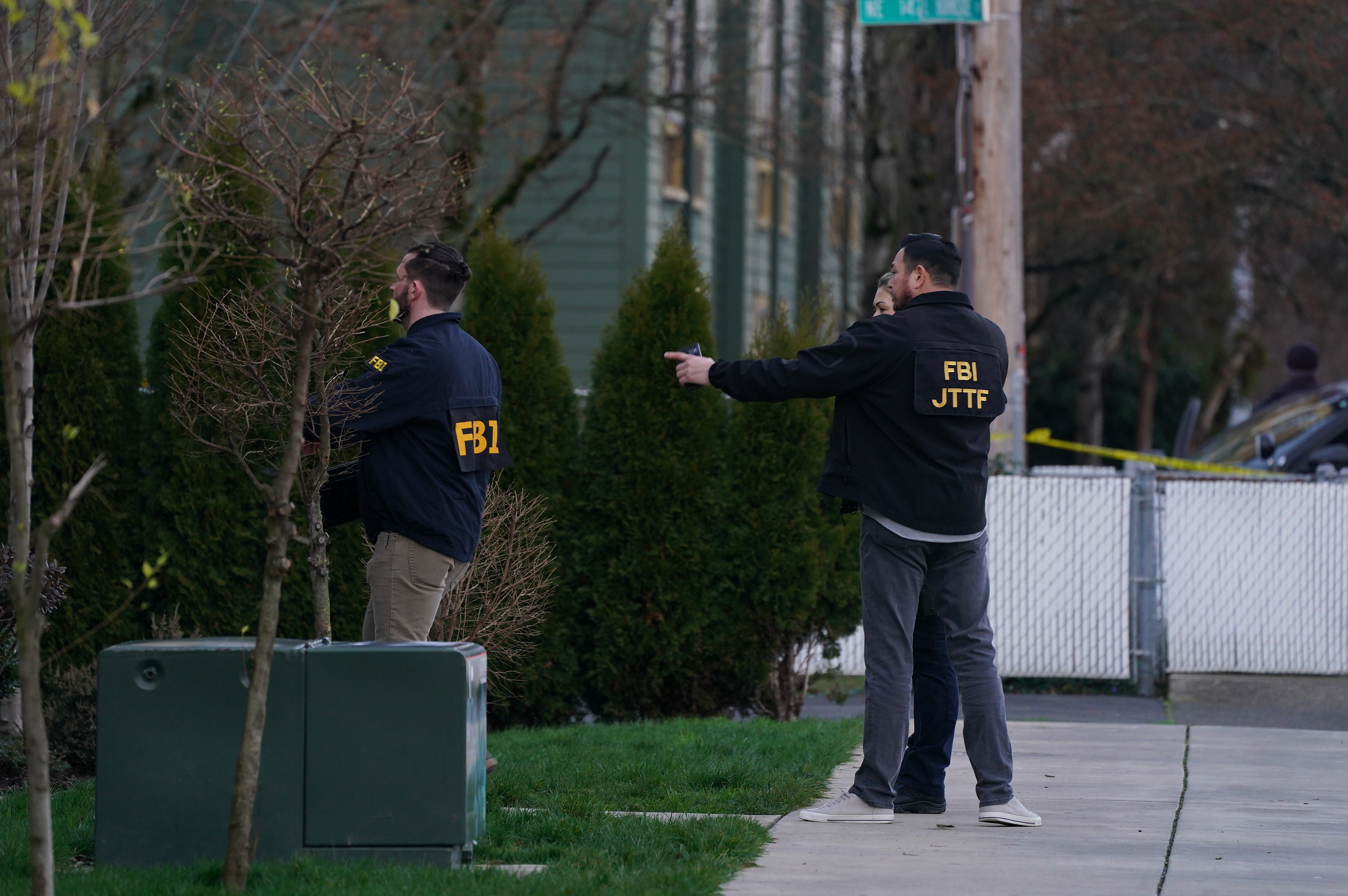 Two shot by federal immigration agents in Portland - oregonlive.com