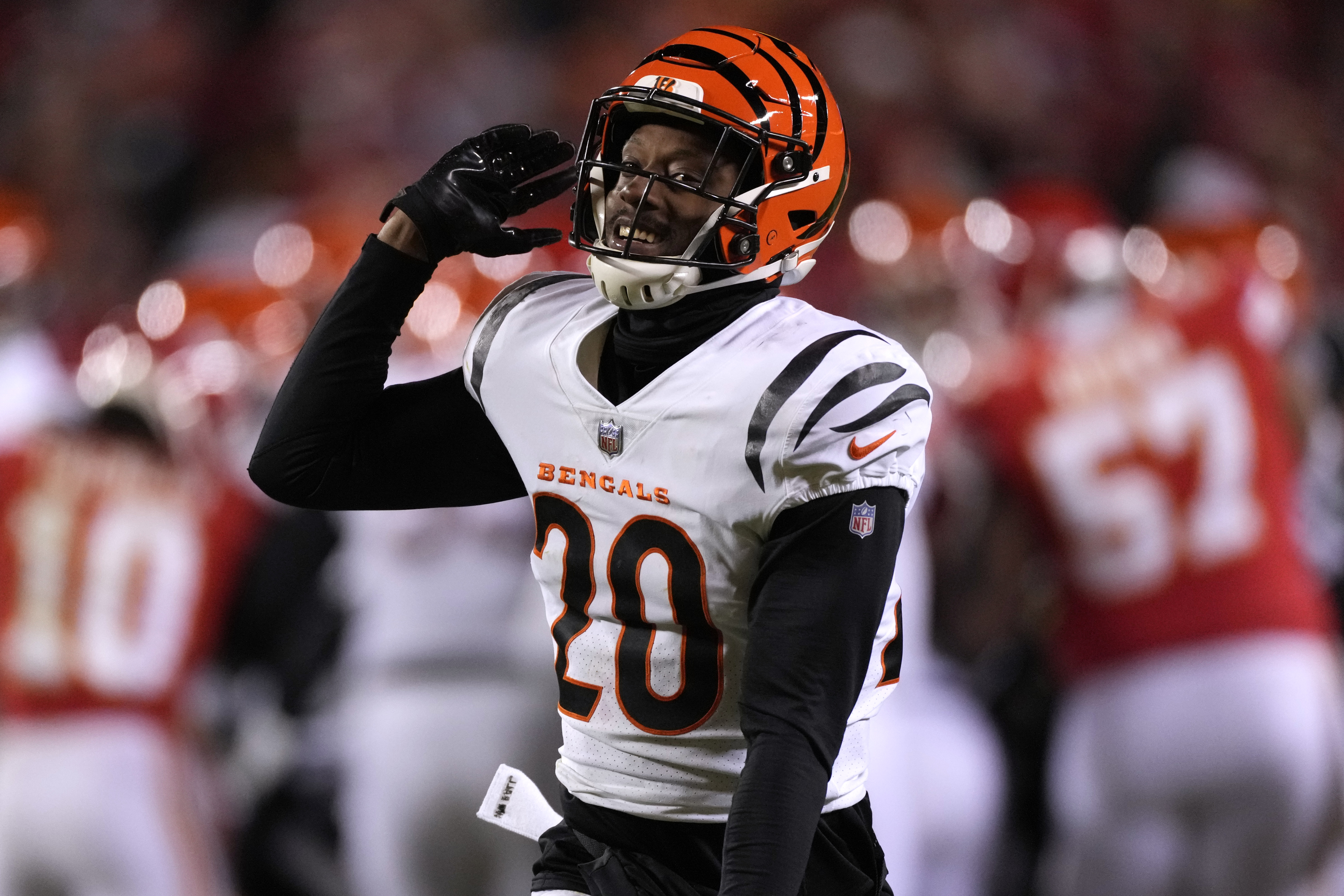 Bengals CB Eli Apple mocks Bills' Damar Hamlin, Stefon Diggs and Josh Allen  on social media 