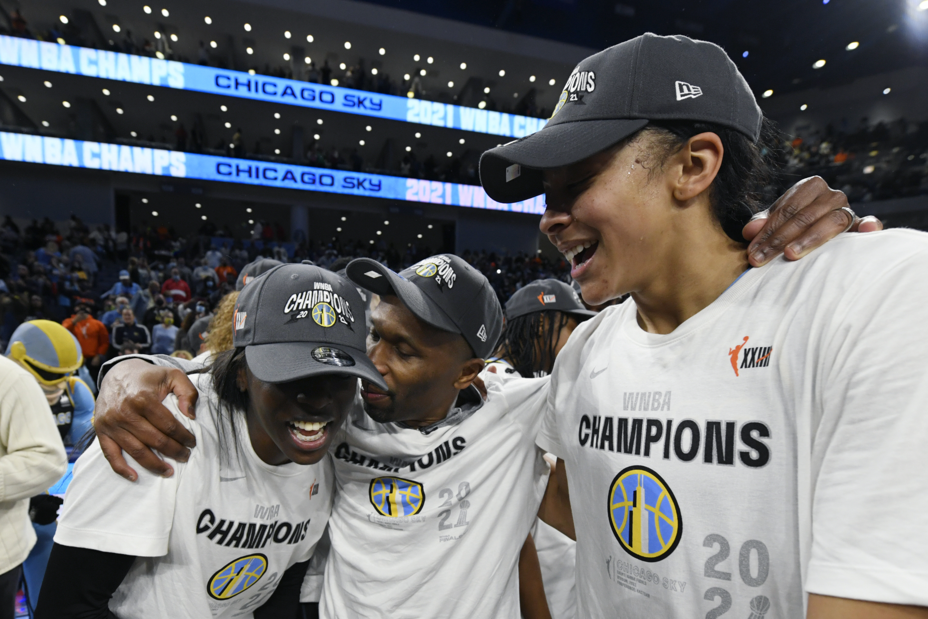 This is for Pat - Candace Parker leads L.A. Sparks to WNBA title