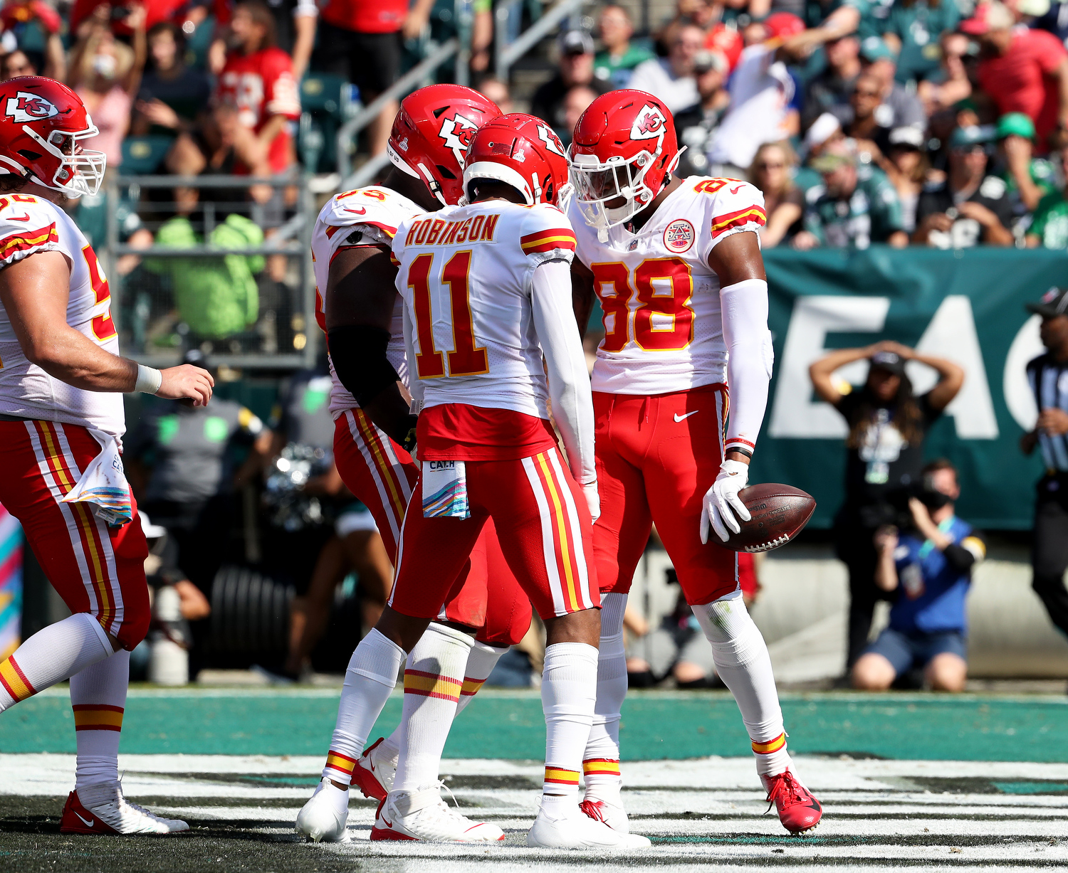 Kansas City Chiefs vs. Philadelphia Eagles, Oct. 3, 2021 ...