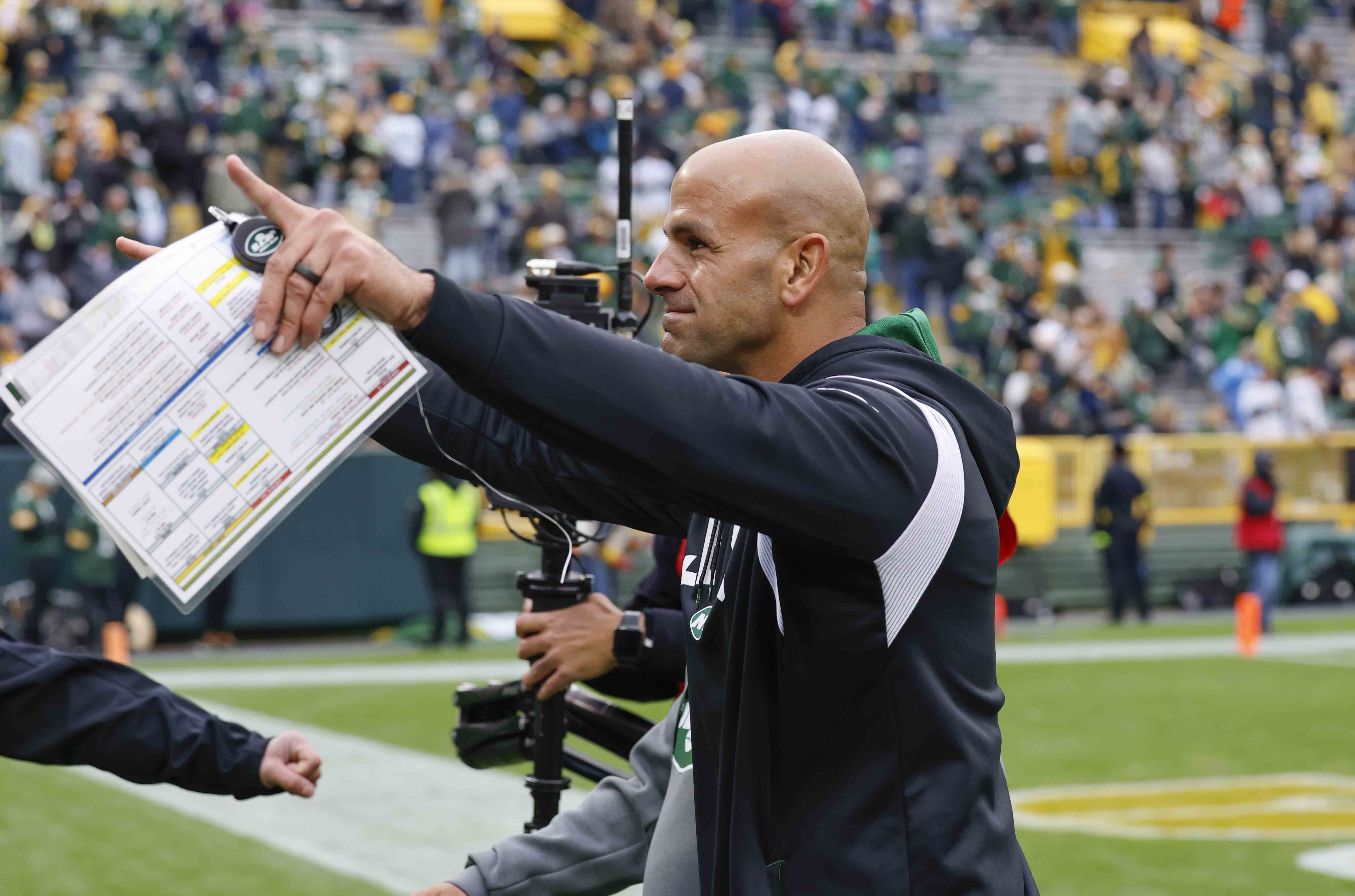 NEw York Jets Sauce Gardner wears cheesehead shirt