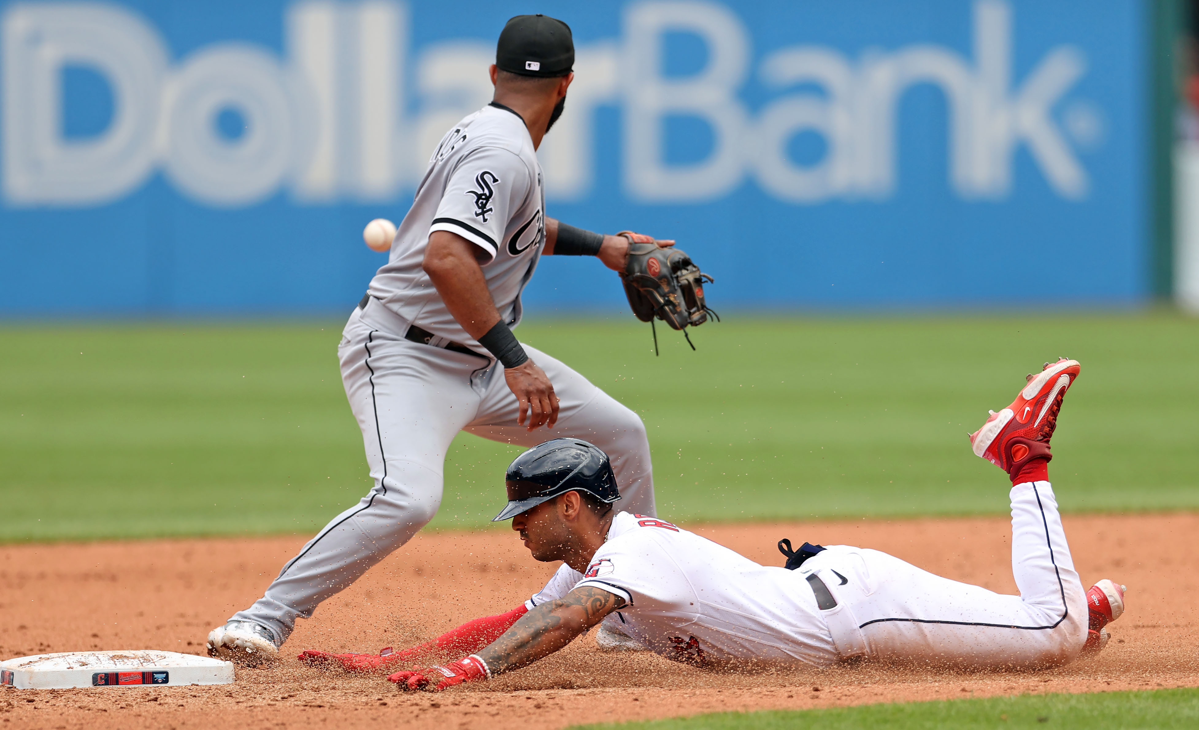 Newcomer Kole Calhoun takes blame for Guardians' ninth-inning flop against  Chicago 