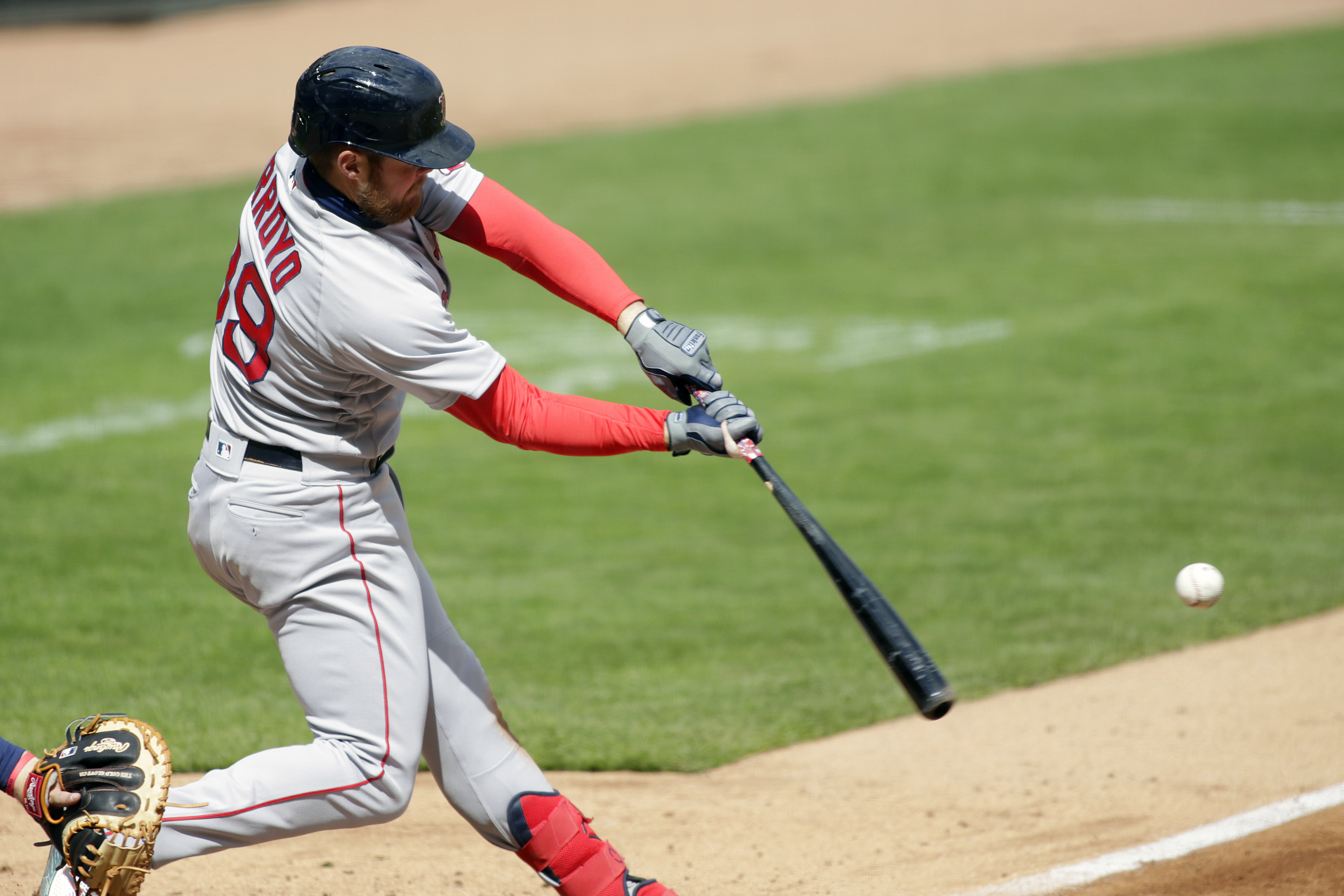 Boston Red Sox's Xander Bogaerts 'killed the bleeding' with slick