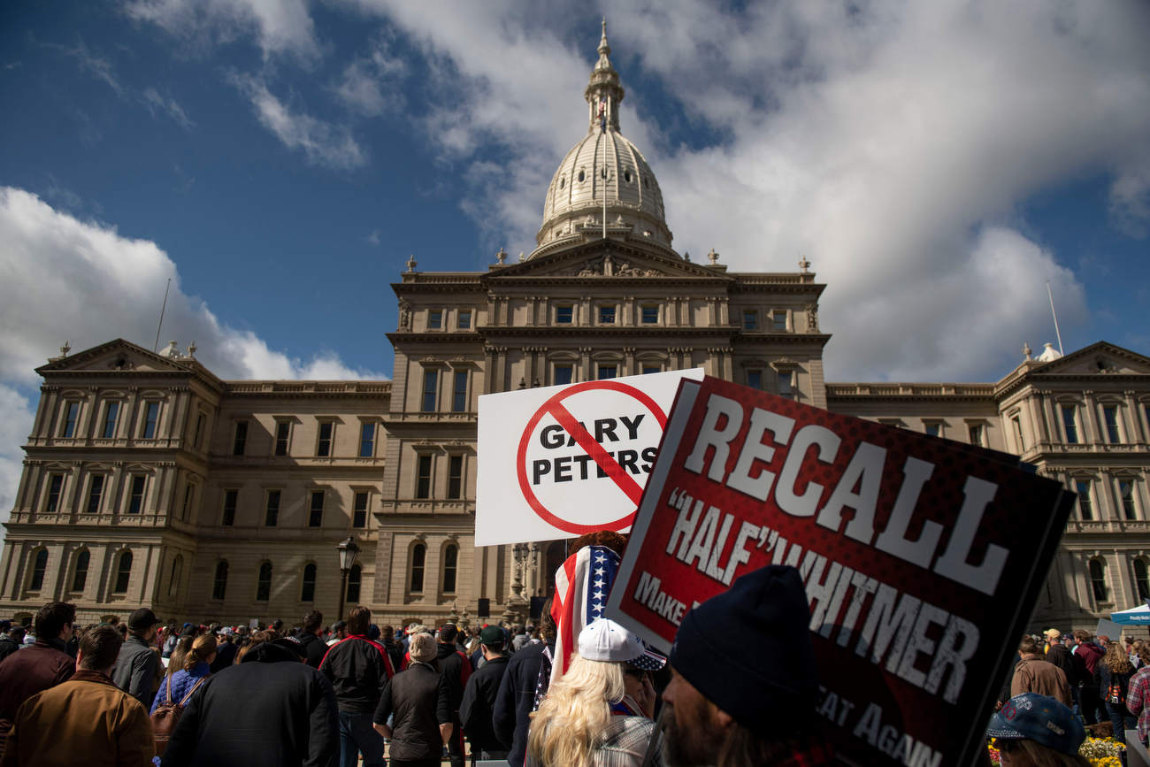 Steven Crowder hosts AntiWhitmer Protest in Lansing