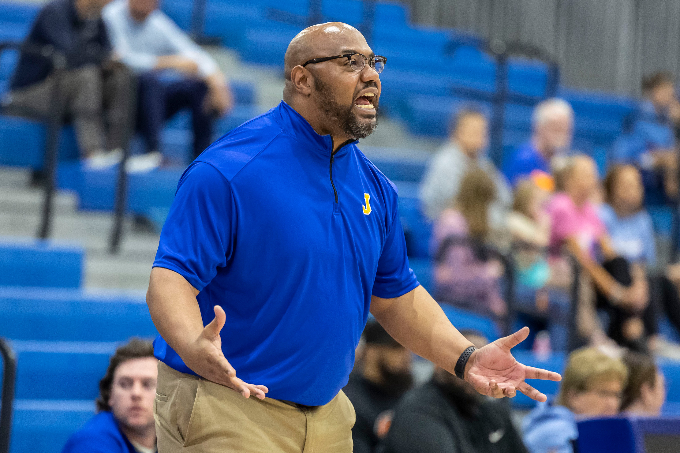 Mae Jemison at Vestavia Hills basketball - al.com
