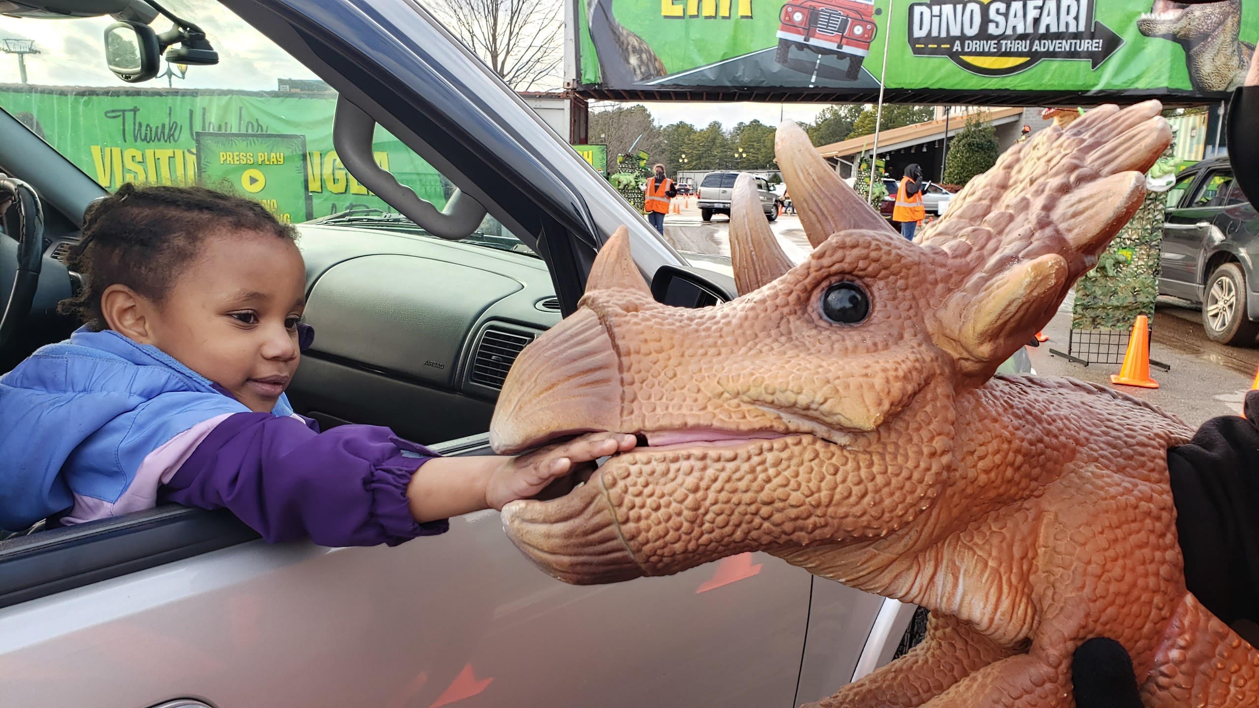 Dino Safari Invades The Shoppes At Parma With Drive Thru Event During The Month Of June Cleveland Com