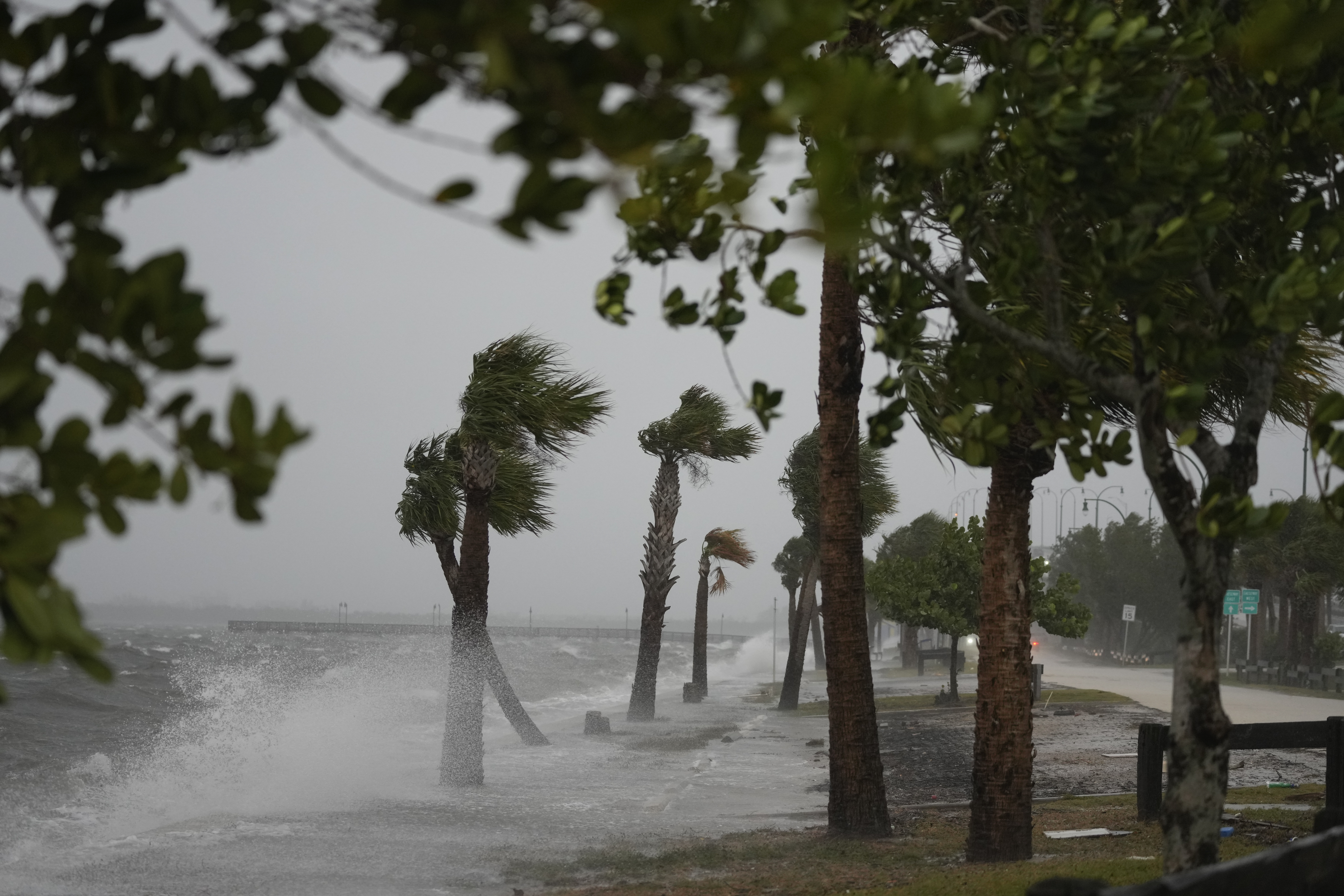 Yankees-Diamondbacks rained out Saturday as city feels effects of Tropical  Storm Ophelia - CBS New York