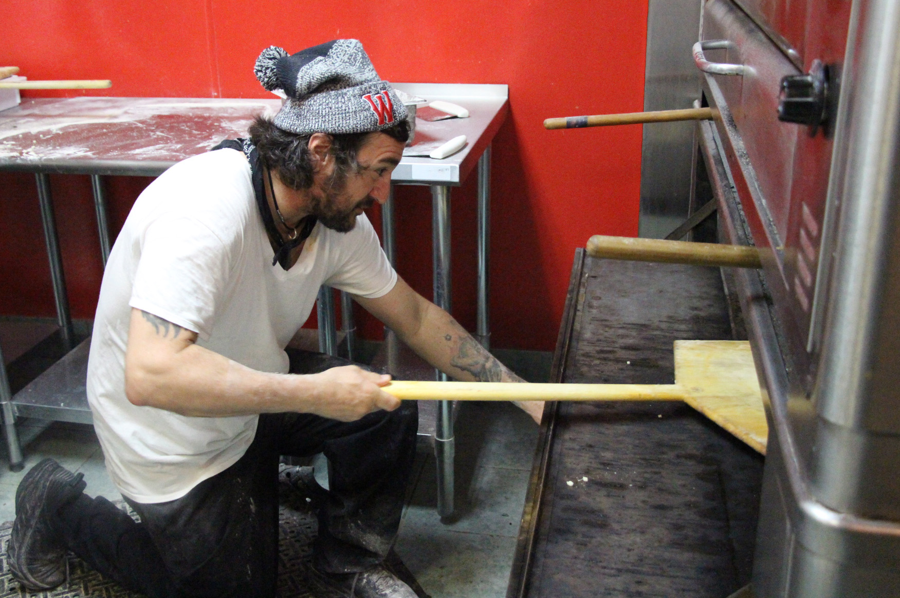 'I Love Frankies' specializes in New Yorkstyle pizza with wait times