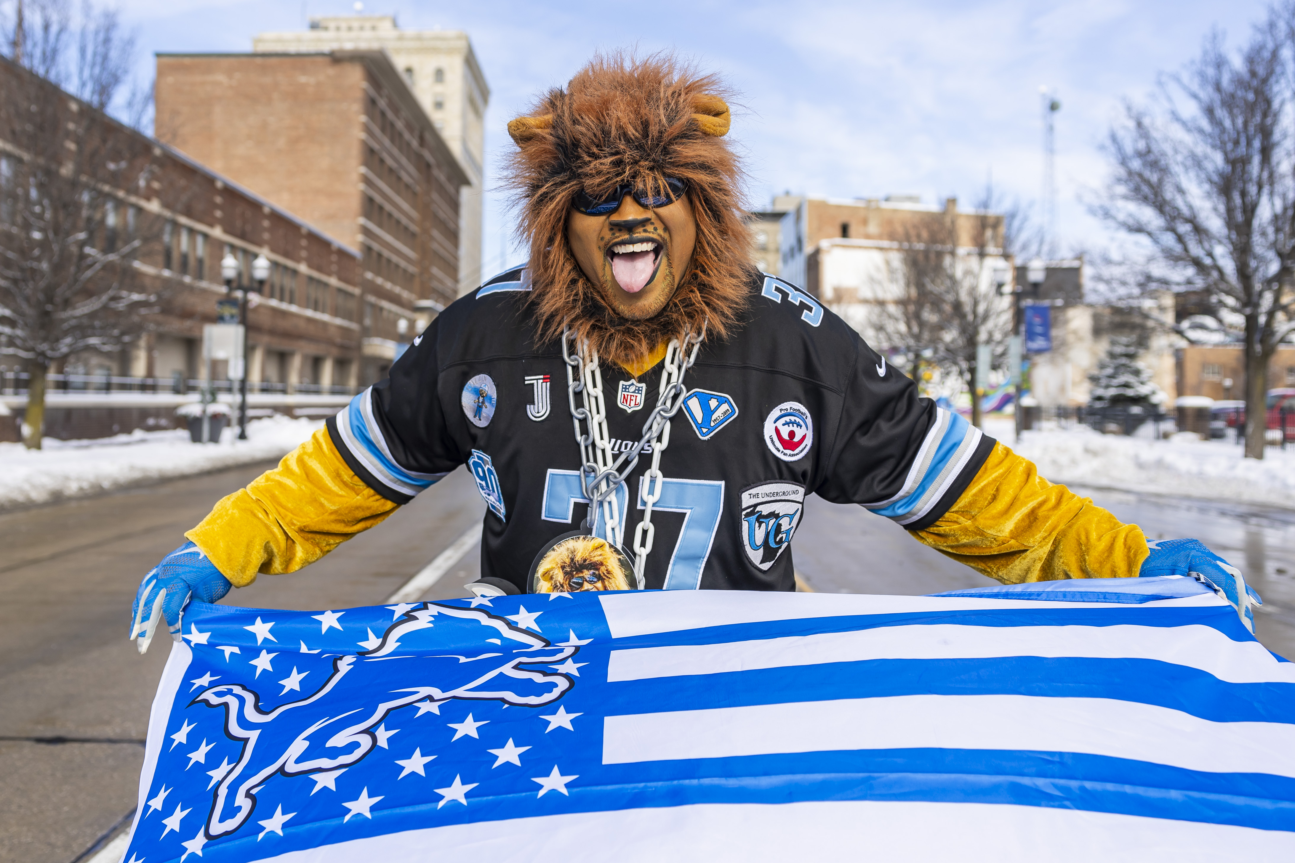 Saginaw's very own Detroit Lions super fan dresses in lion suit - mlive.com