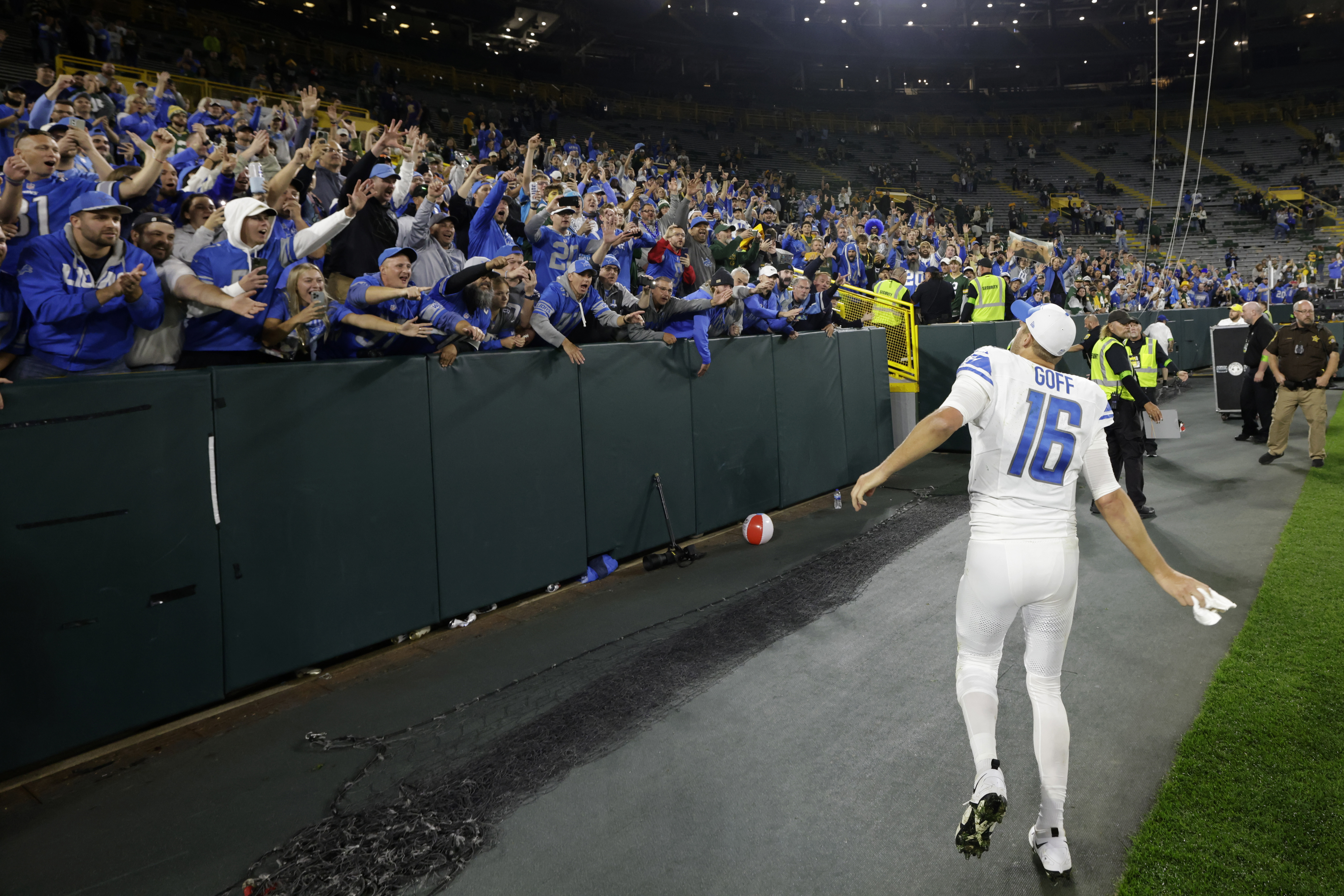 So many Lions fans crashed Lambeau Field, the Packers issued a