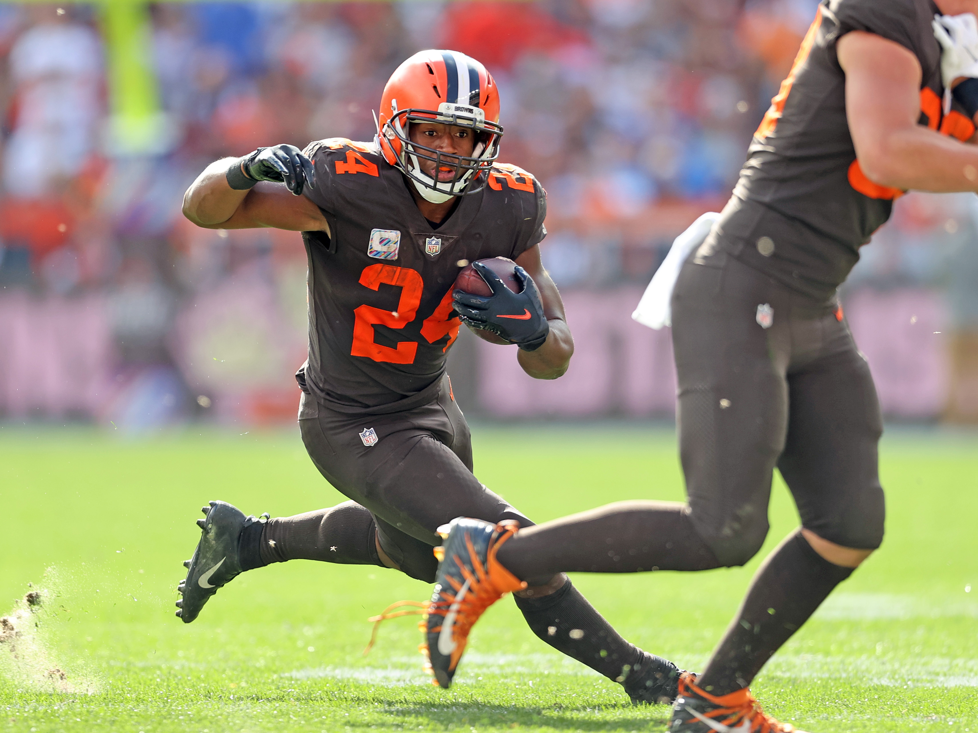 Browns TE David Njoku wants to be better than Hall-of-Famer Ozzie Newsome