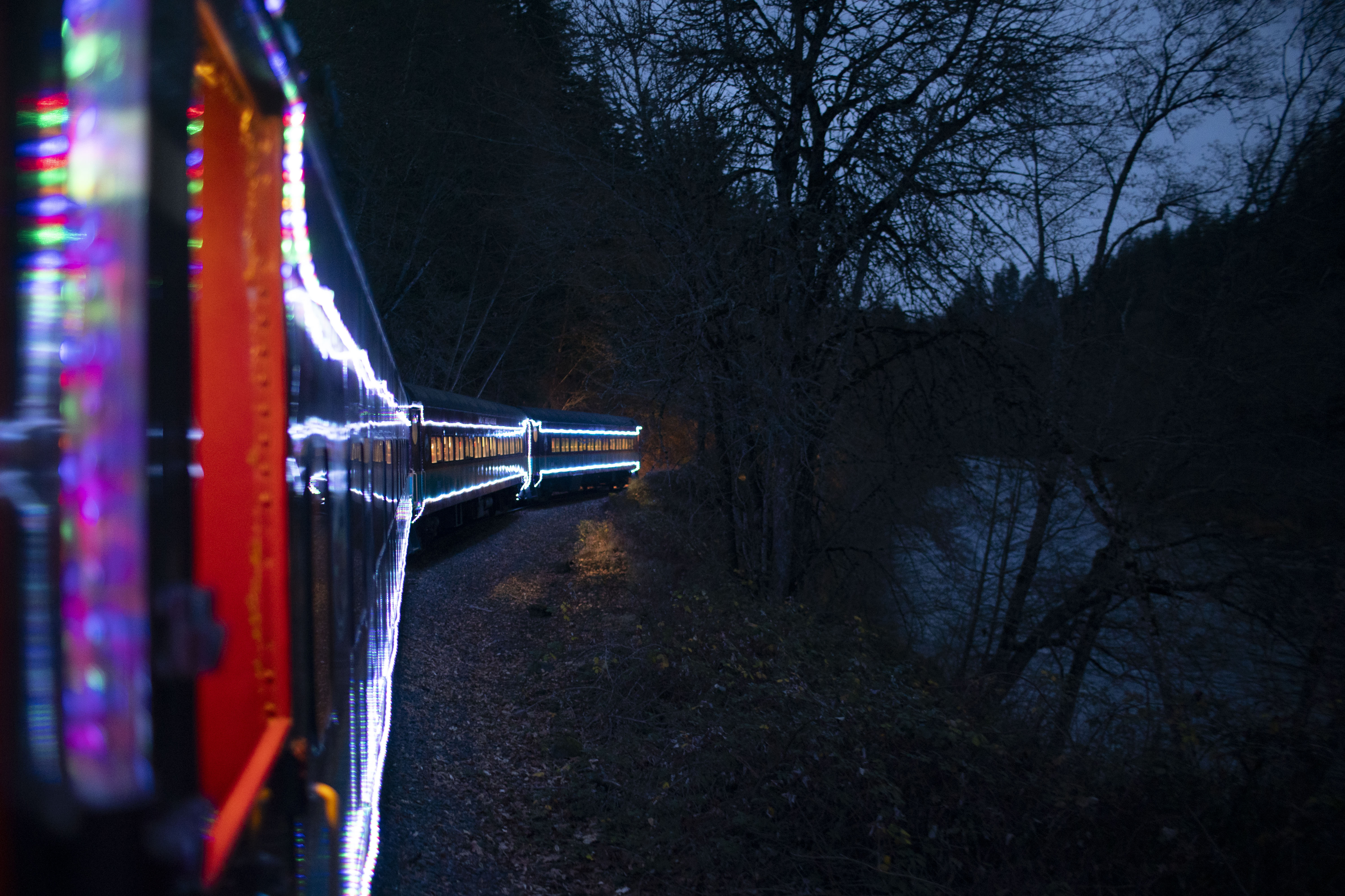 Hood River Railroad Polar Express - oregonlive.com