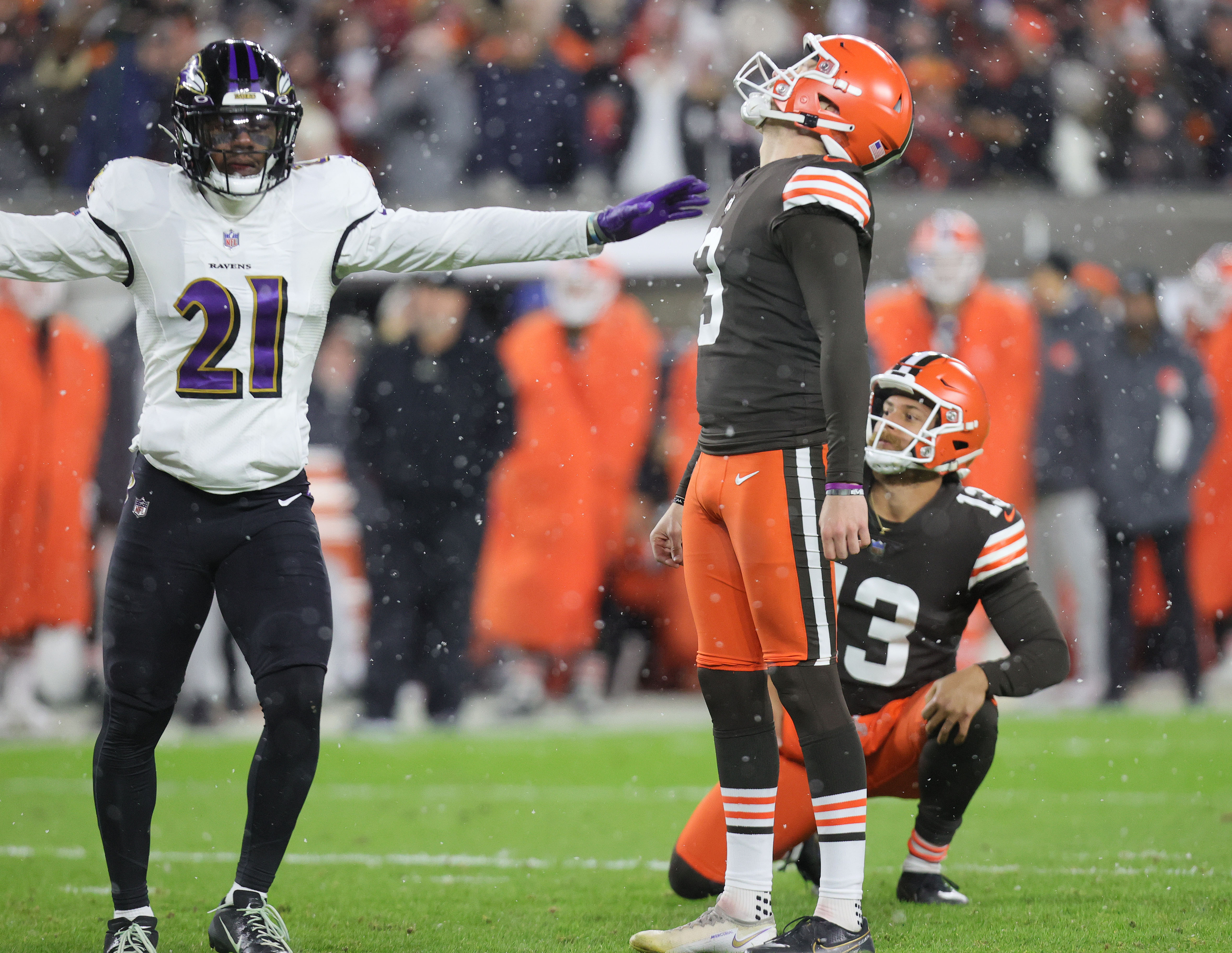 Browns kicker Cade York on 60-yard attempt: 'I promise you, it was going in  if the guy didn't block it' 