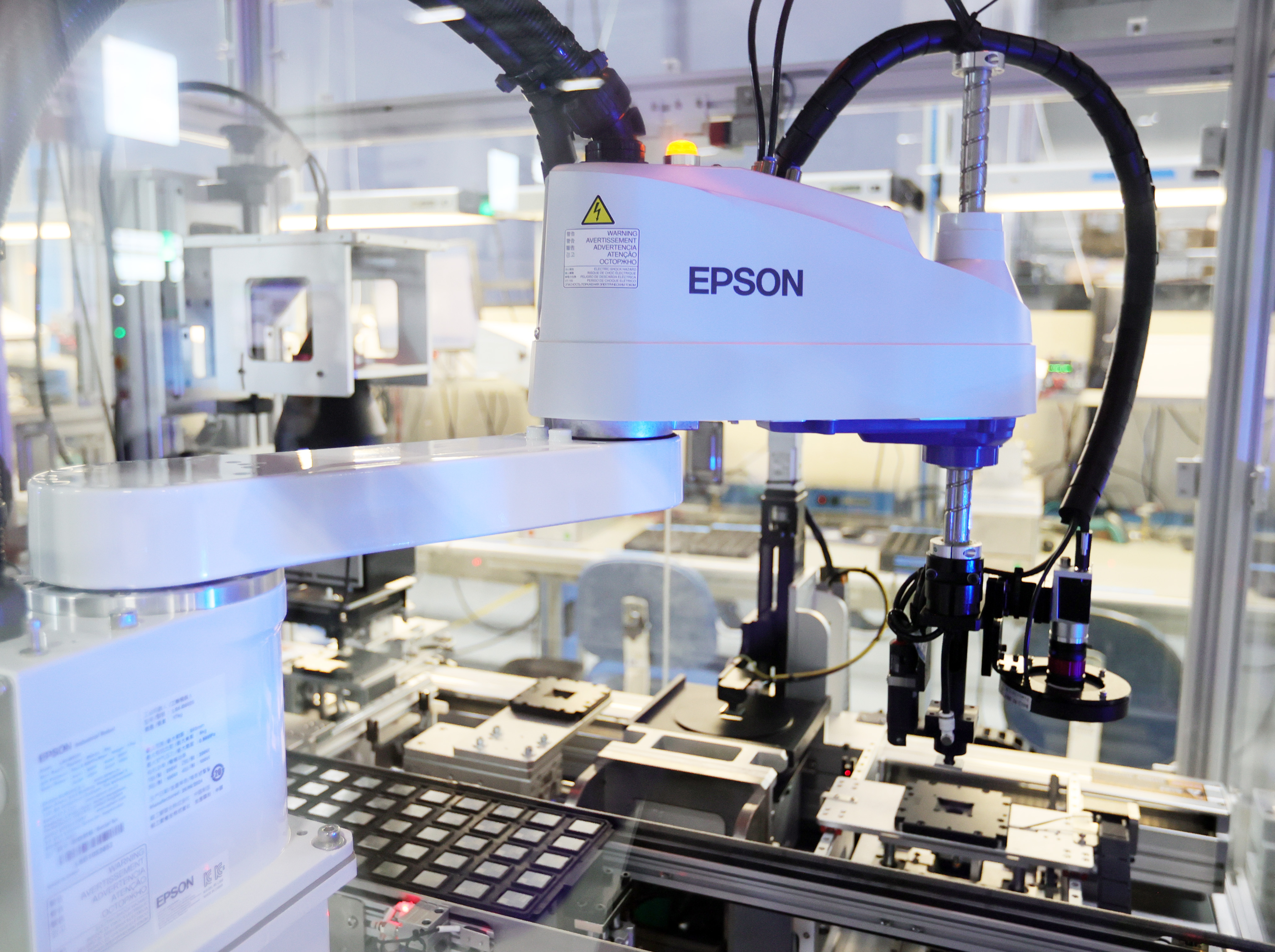 Eagle Electronics invites guest to tour their 4G module production line ...