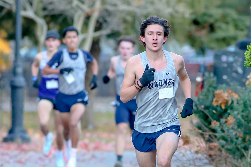 Voorhees' Wagner a champion at Manhattan cross country meet