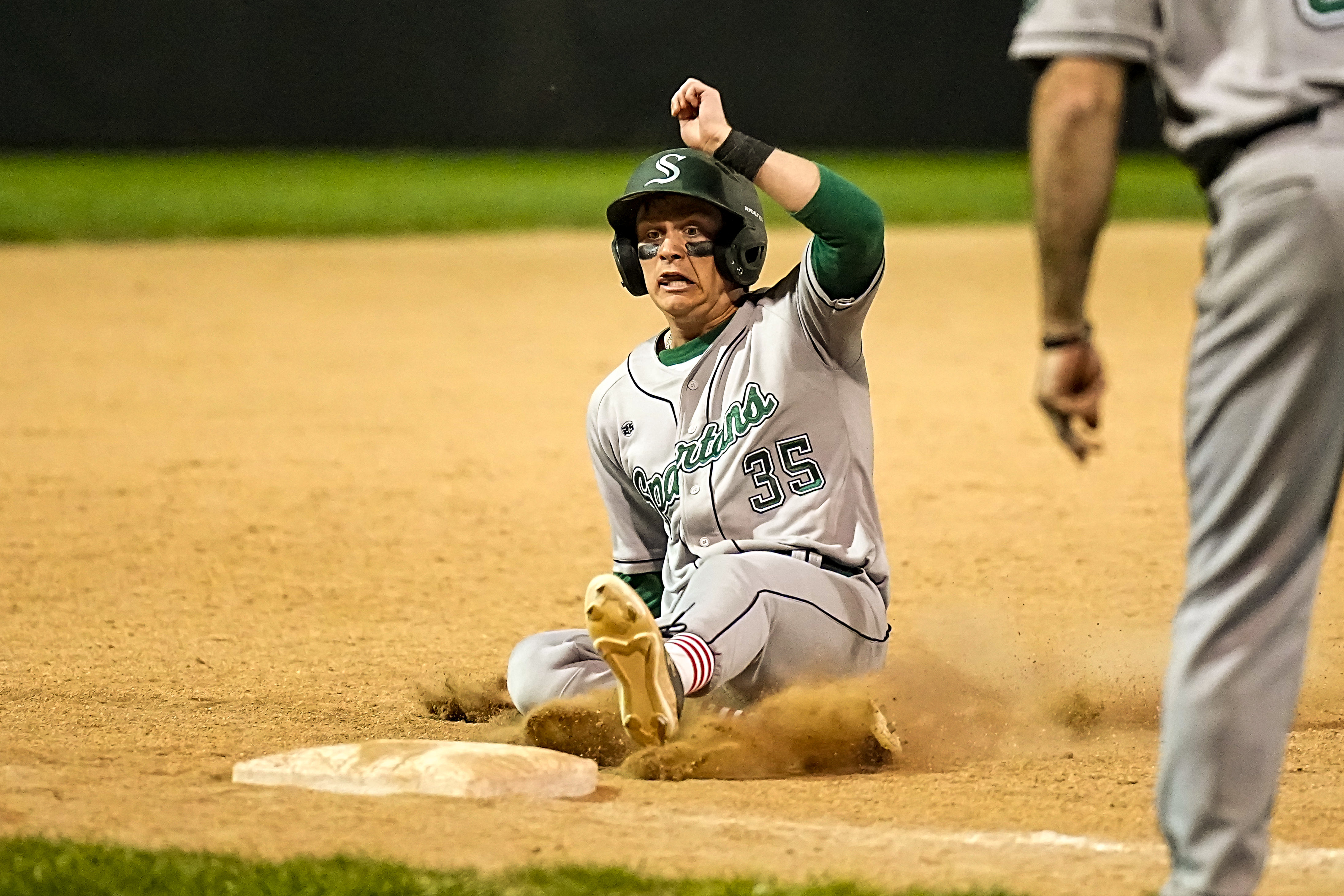 Baseball Steinert defeats Hamilton West 166 on April 12, 2023