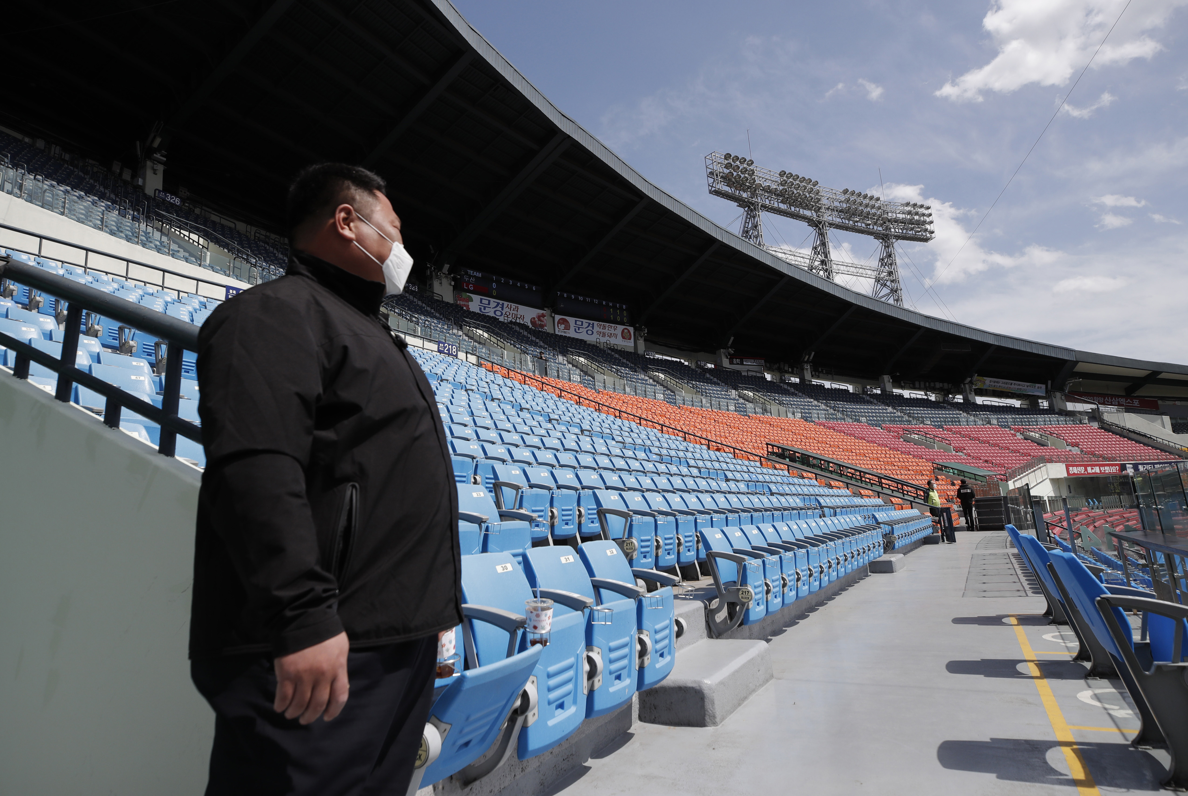 Most passionate baseball fans? Koreans say they deserve the prize. 