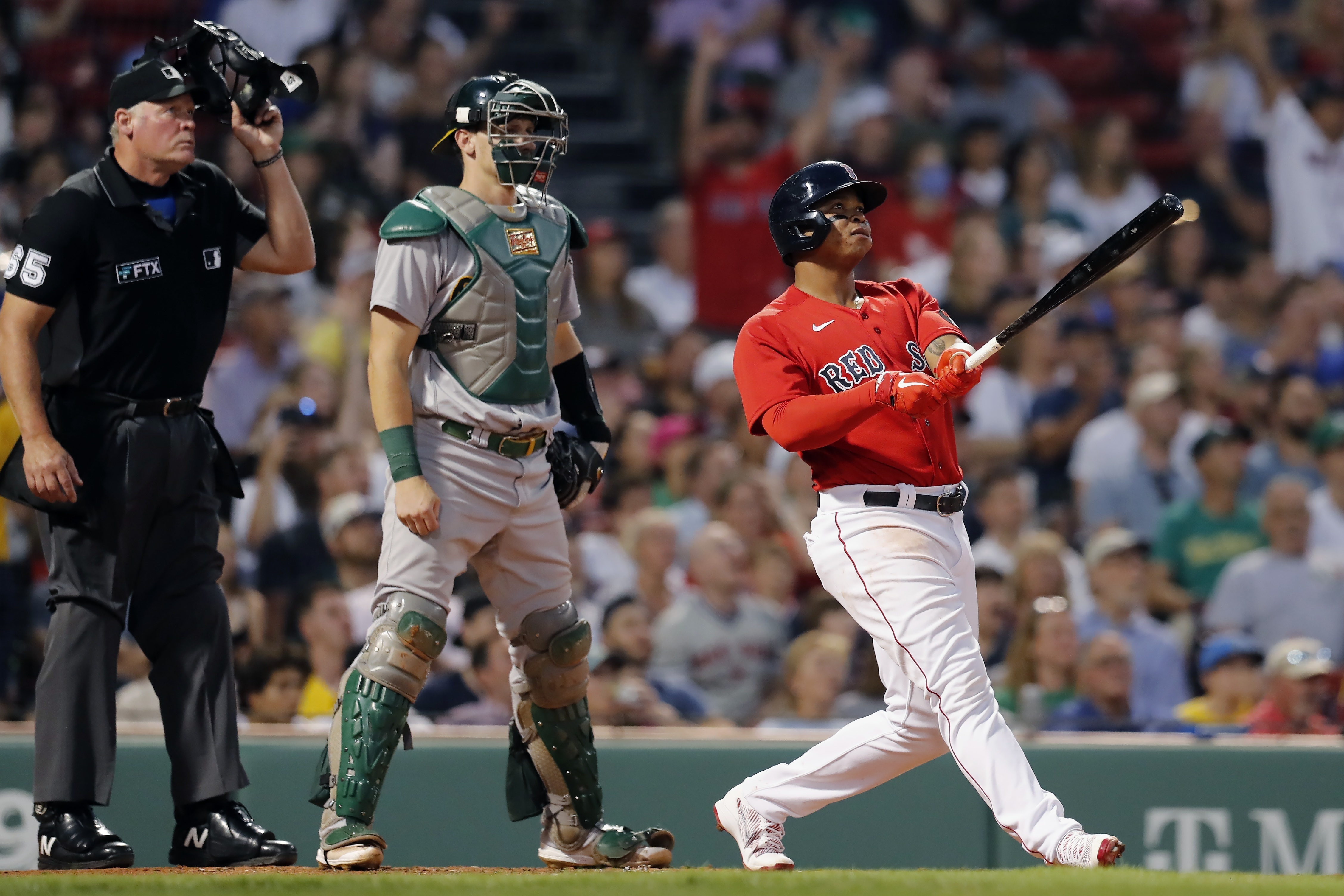 Red Sox' J.D. Martinez hits 3 home runs against Orioles: 'Right now, he's  locked in and I'm glad he's swinging the bat the way he is,' Alex Cora says  – Blogging the