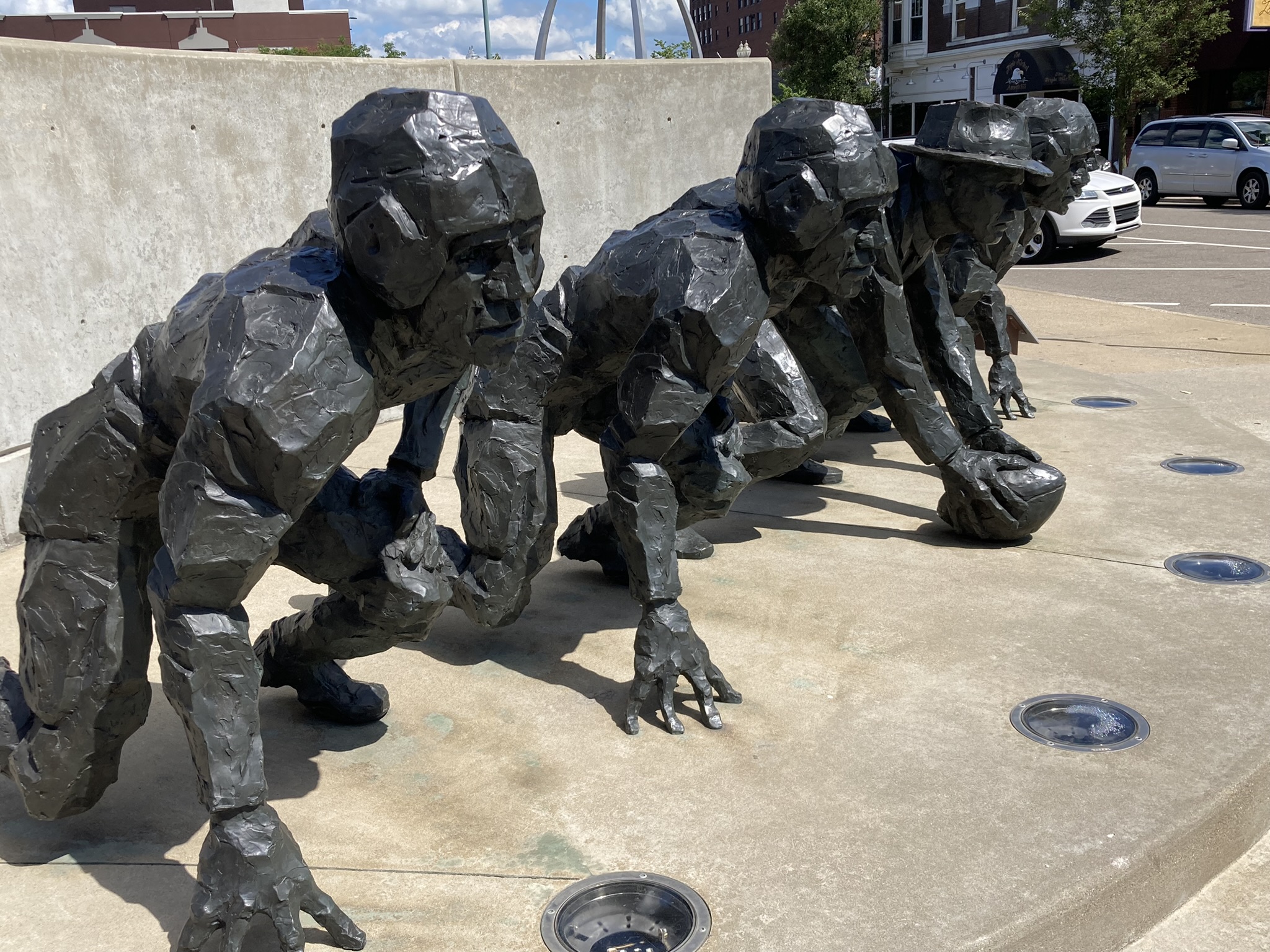 Joe Thomas enshrinement into Pro Football Hall of Fame expected to bring  big Browns crowd to Canton: What you need to know 