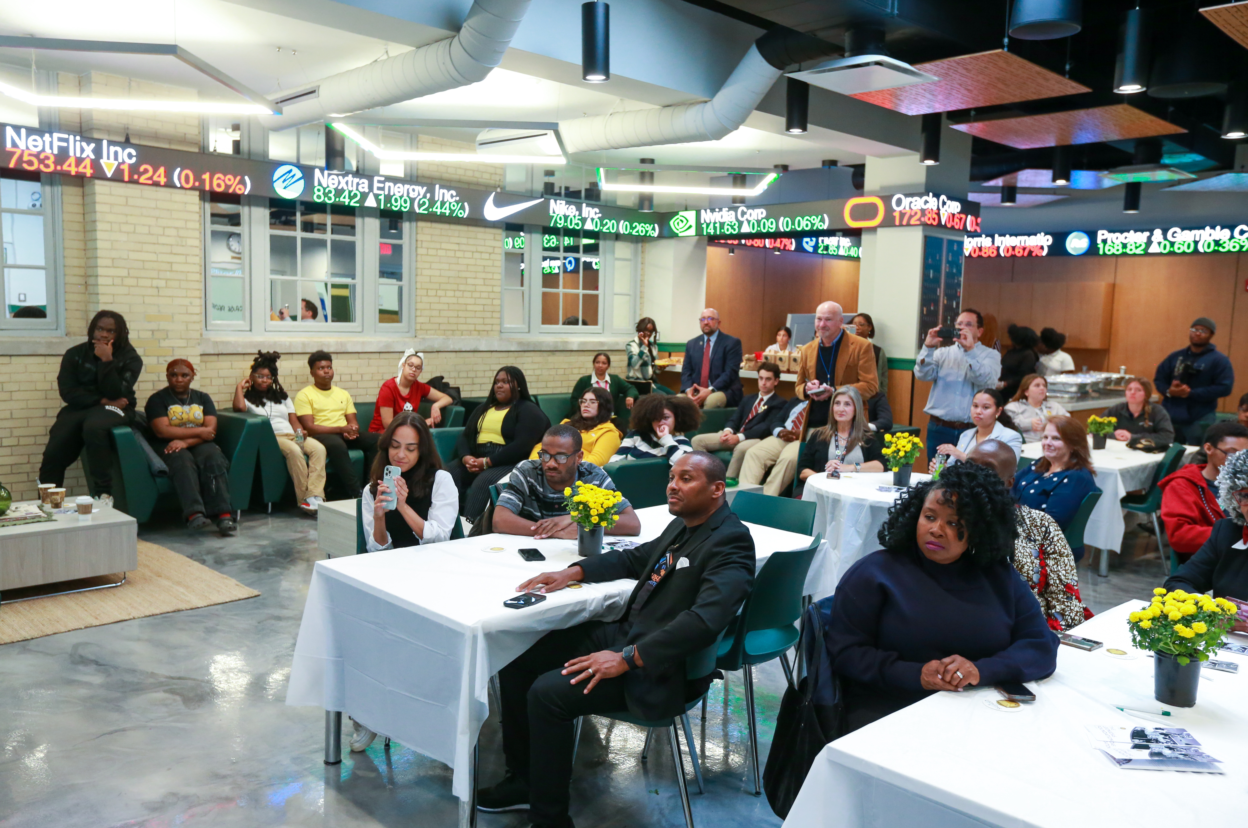 Naughty By Nature rapper unveils mentor program at Newark high school ...