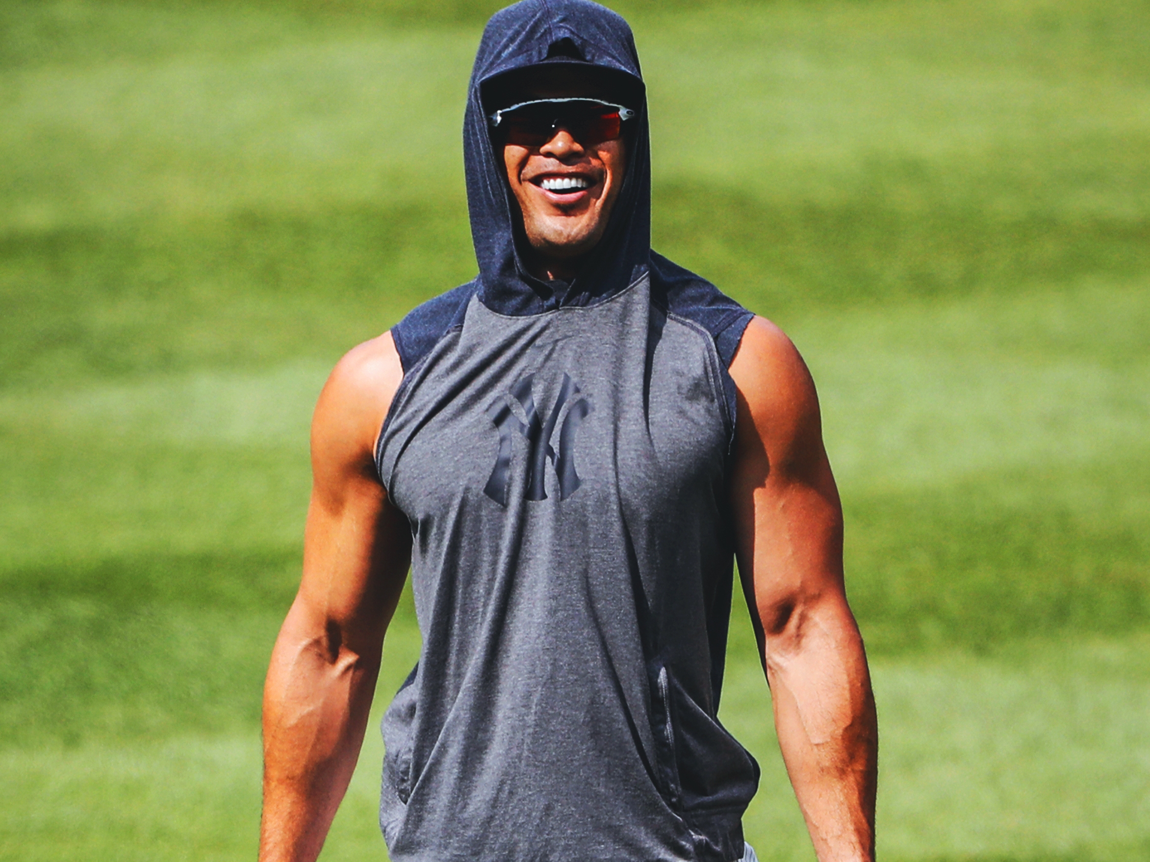 What is Giancarlo Stanton's height?