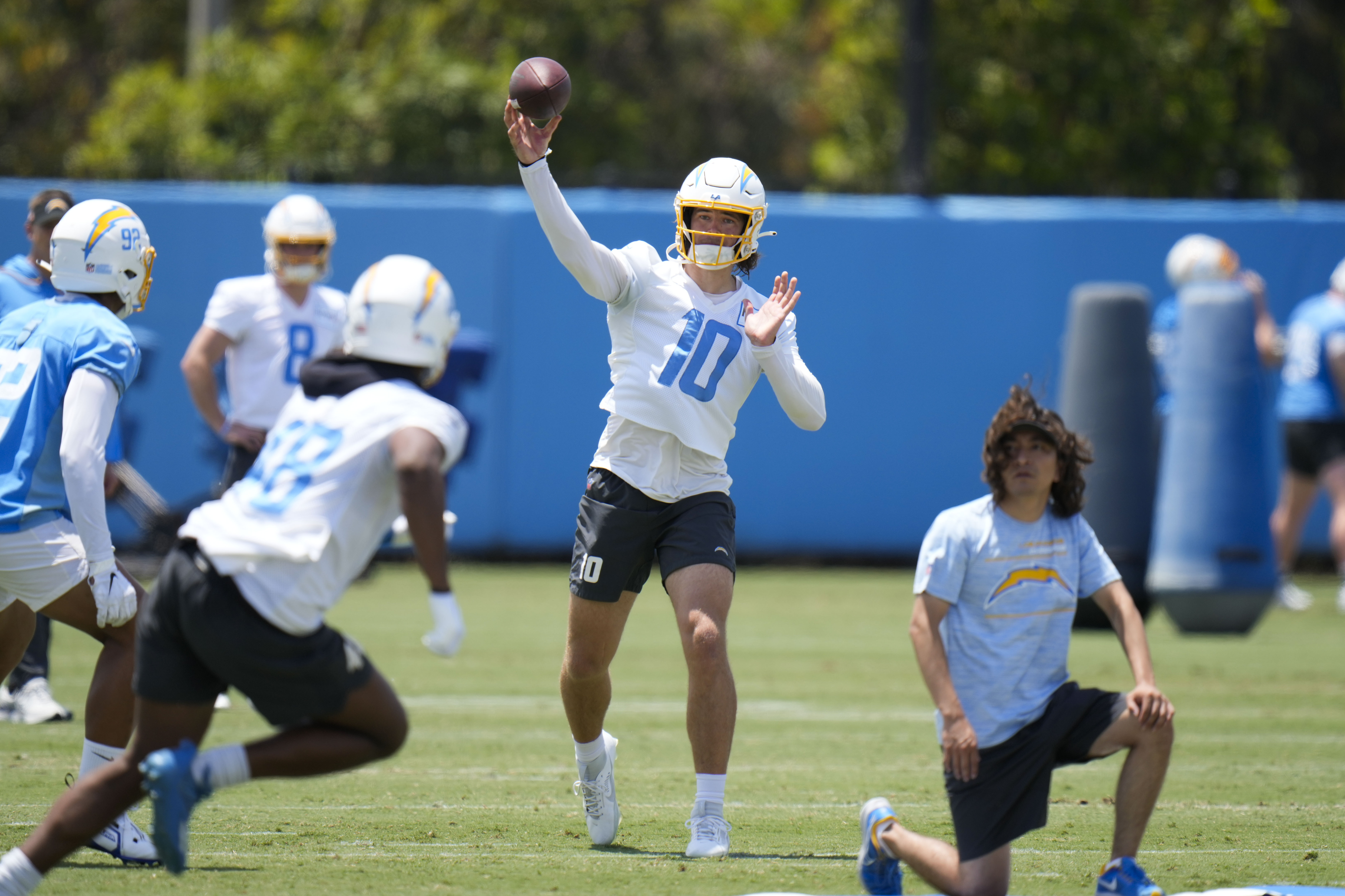 Justin Herbert glad to have focus back on football after reaching extension  with Chargers 