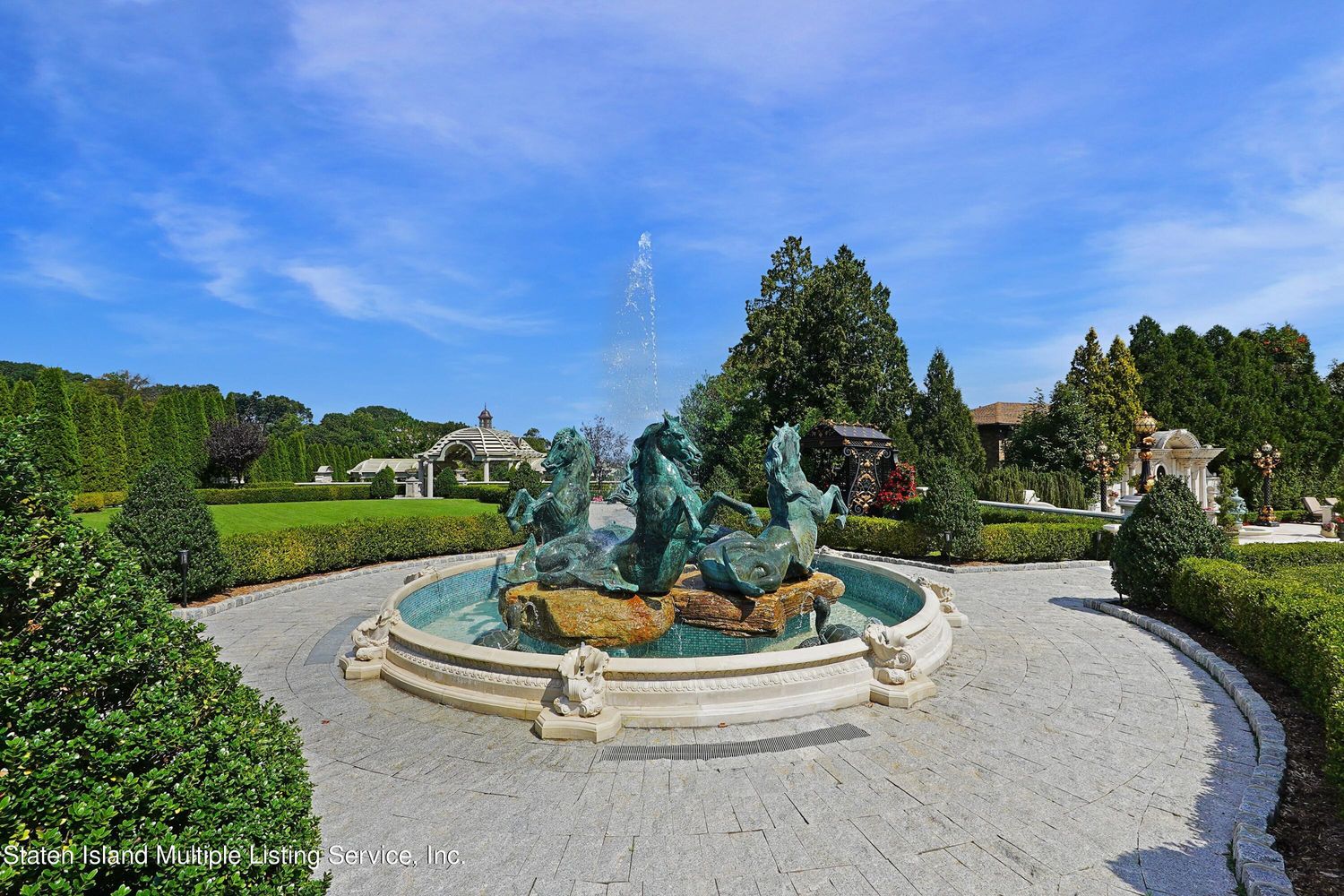 Look inside Staten Island's 'REAL' Godfather House for sale. Price