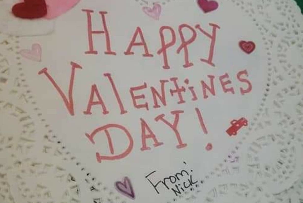 Love in Action' works to send 5,000 handmade Valentine's Day cards to local  nursing homes