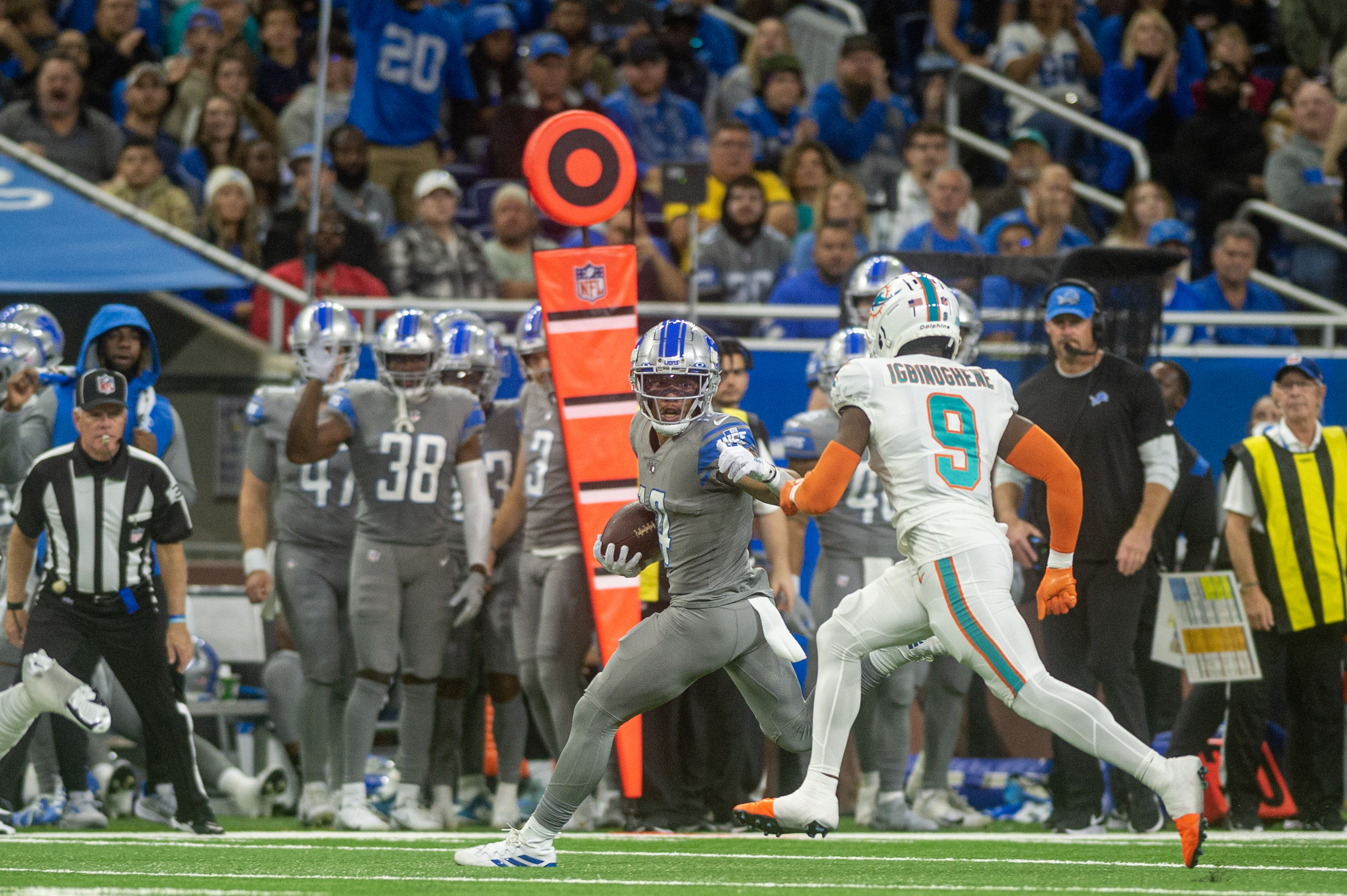 Miami Dolphins Week 8 fan confidence continues ride ahead of Detroit Lions  game - The Phinsider