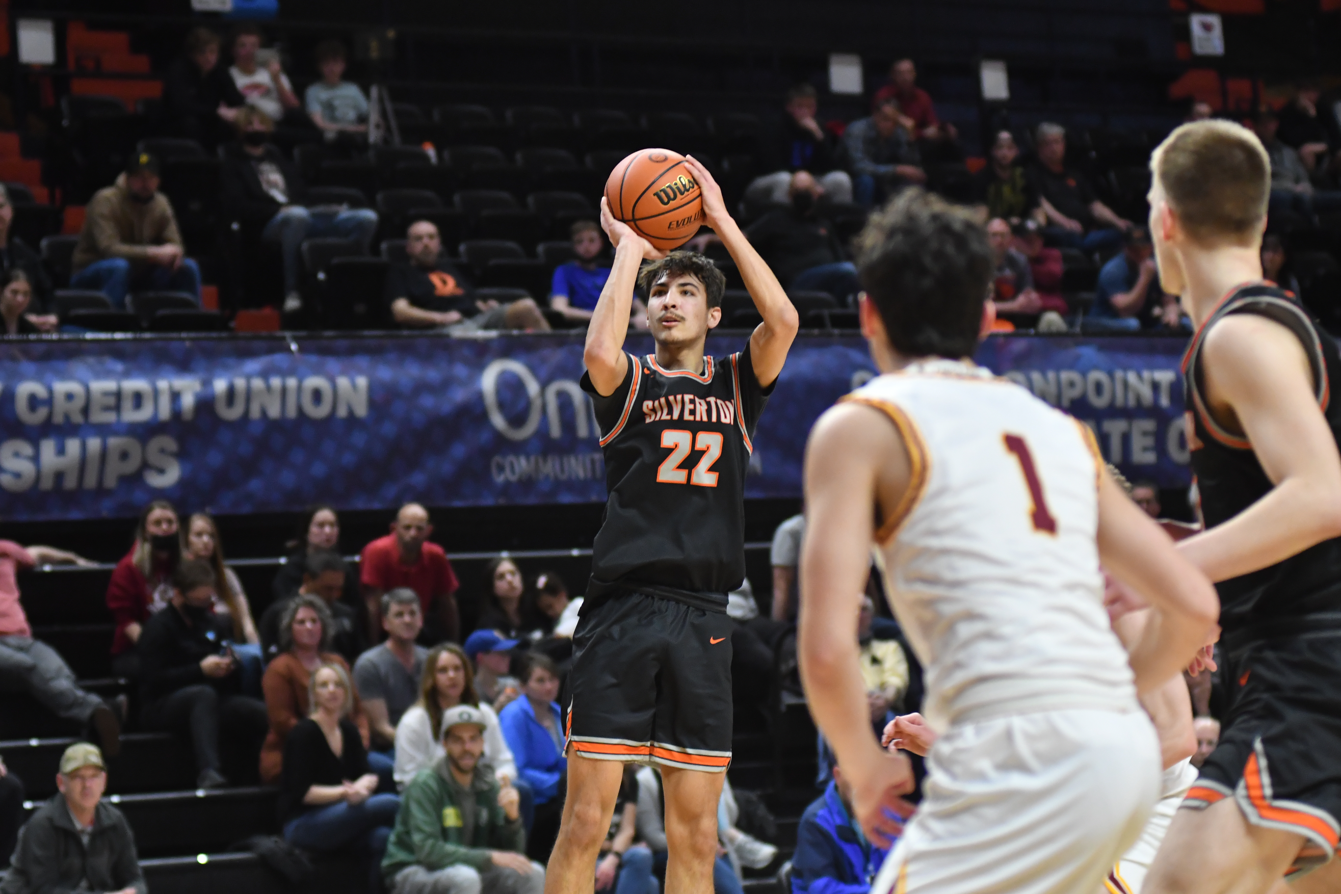 OSAA 5A boys basketball Silverton vs Redmond