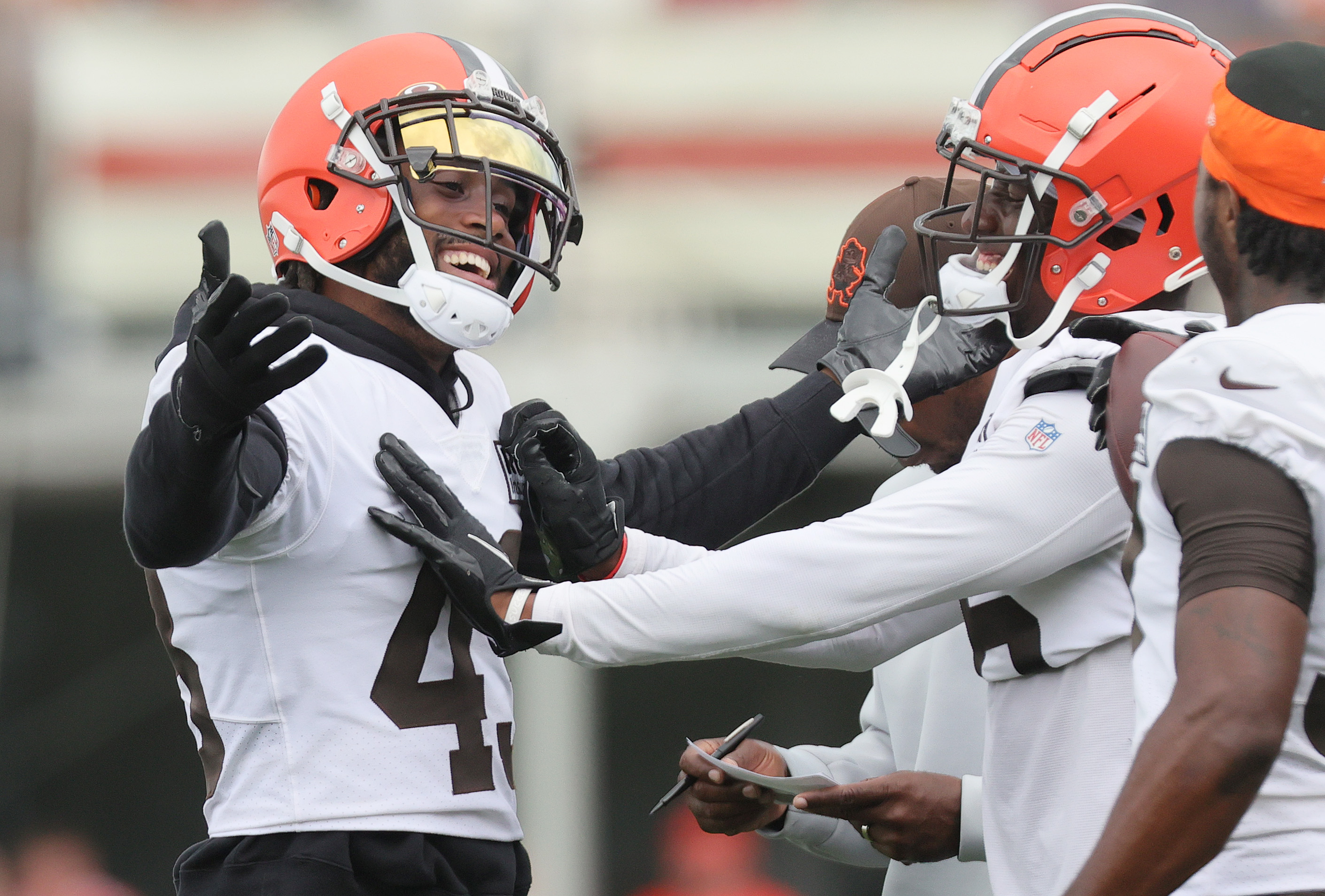 December 4, 2022, Houston, Texas, USA: Cleveland Browns safety John Johnson  III (43) runs down