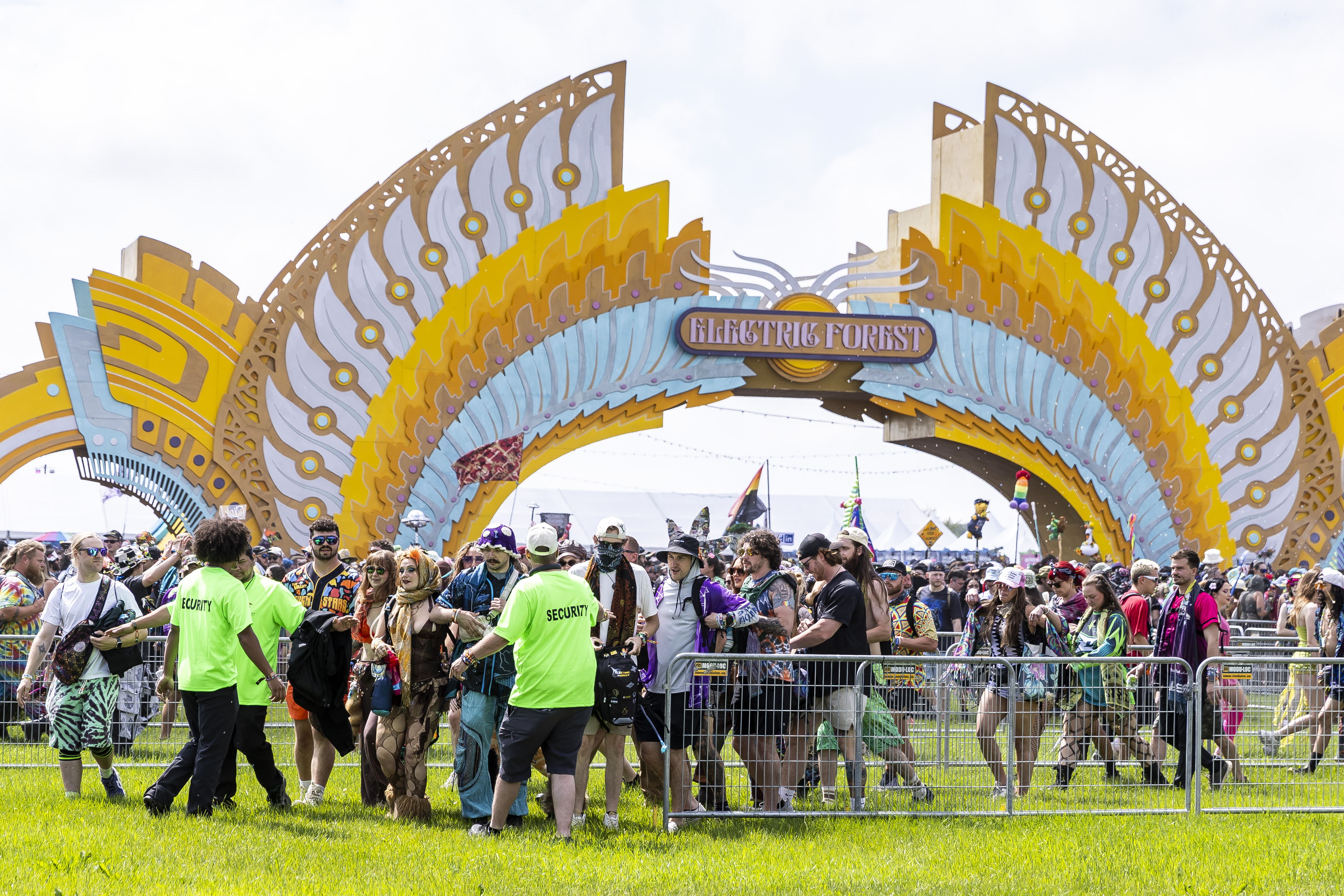 Thousands descend on West Michigan for state's largest music