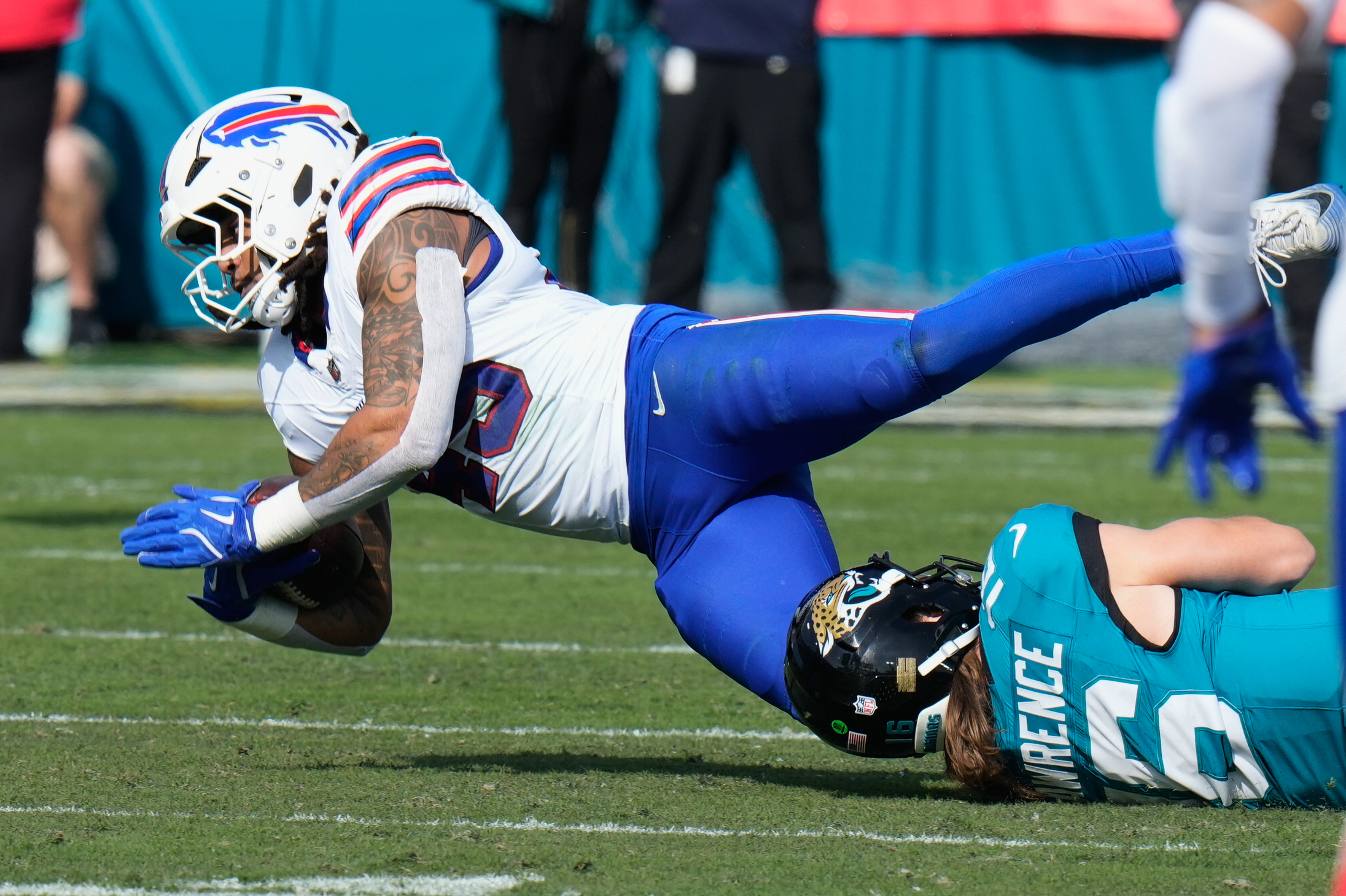 Bills beat Jaguars 27-24 in playoff thriller, advance to divisional round -  syracuse.com