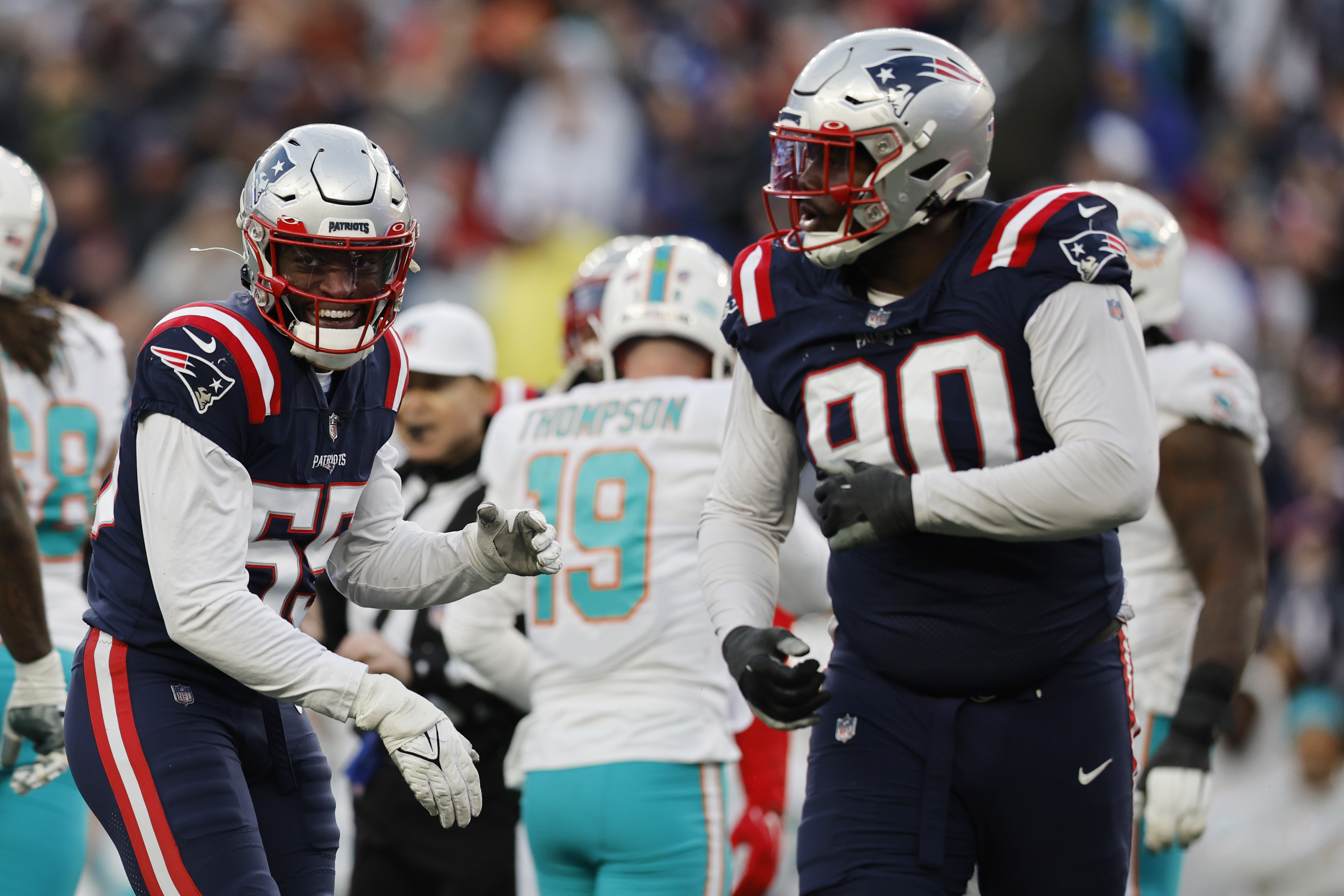 Patriots injury report: Jonathan Jones, Brown return to practice