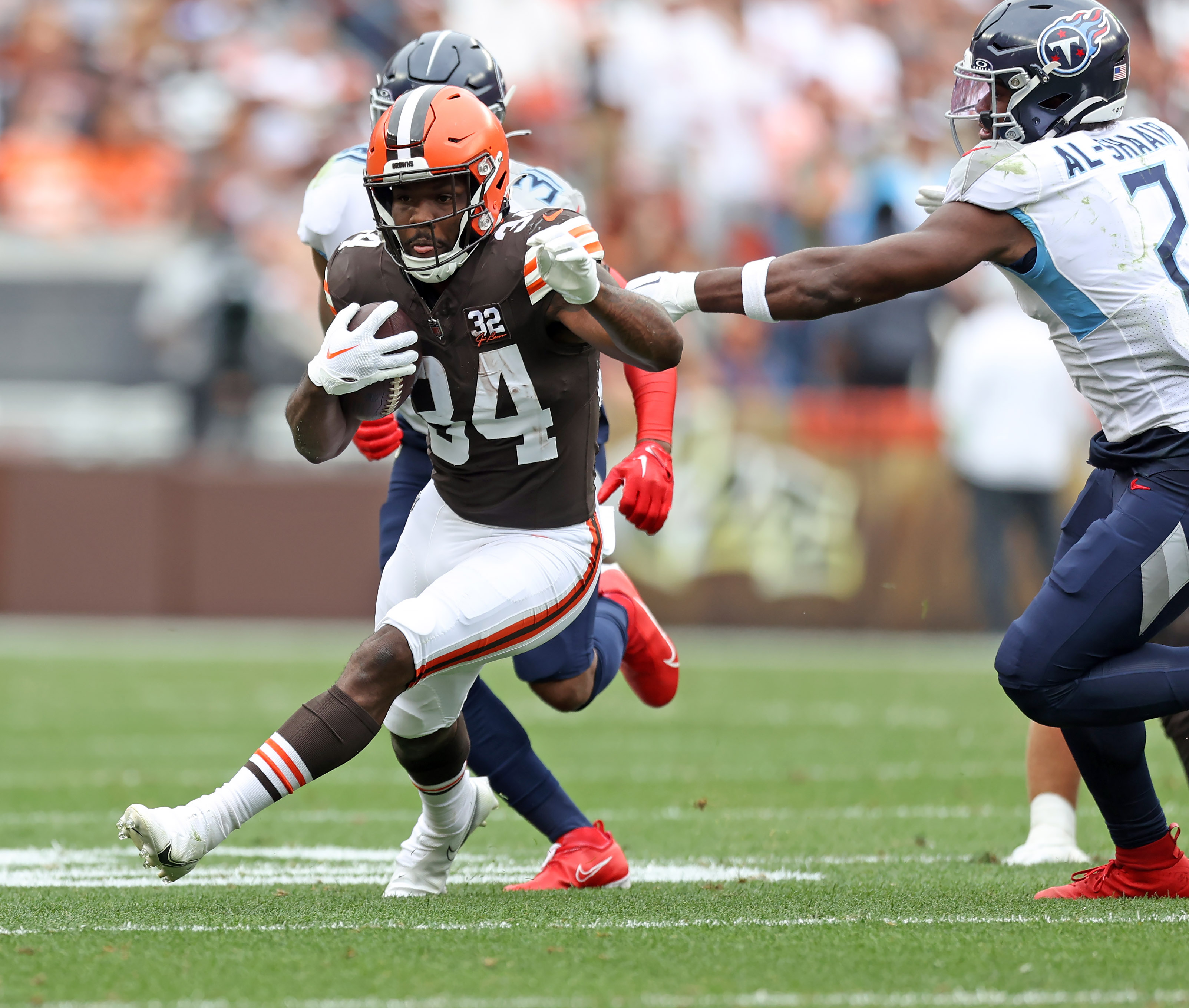 Browns defense dominates against Titans, keeps them off 'I-71′: Ashley  Bastock 