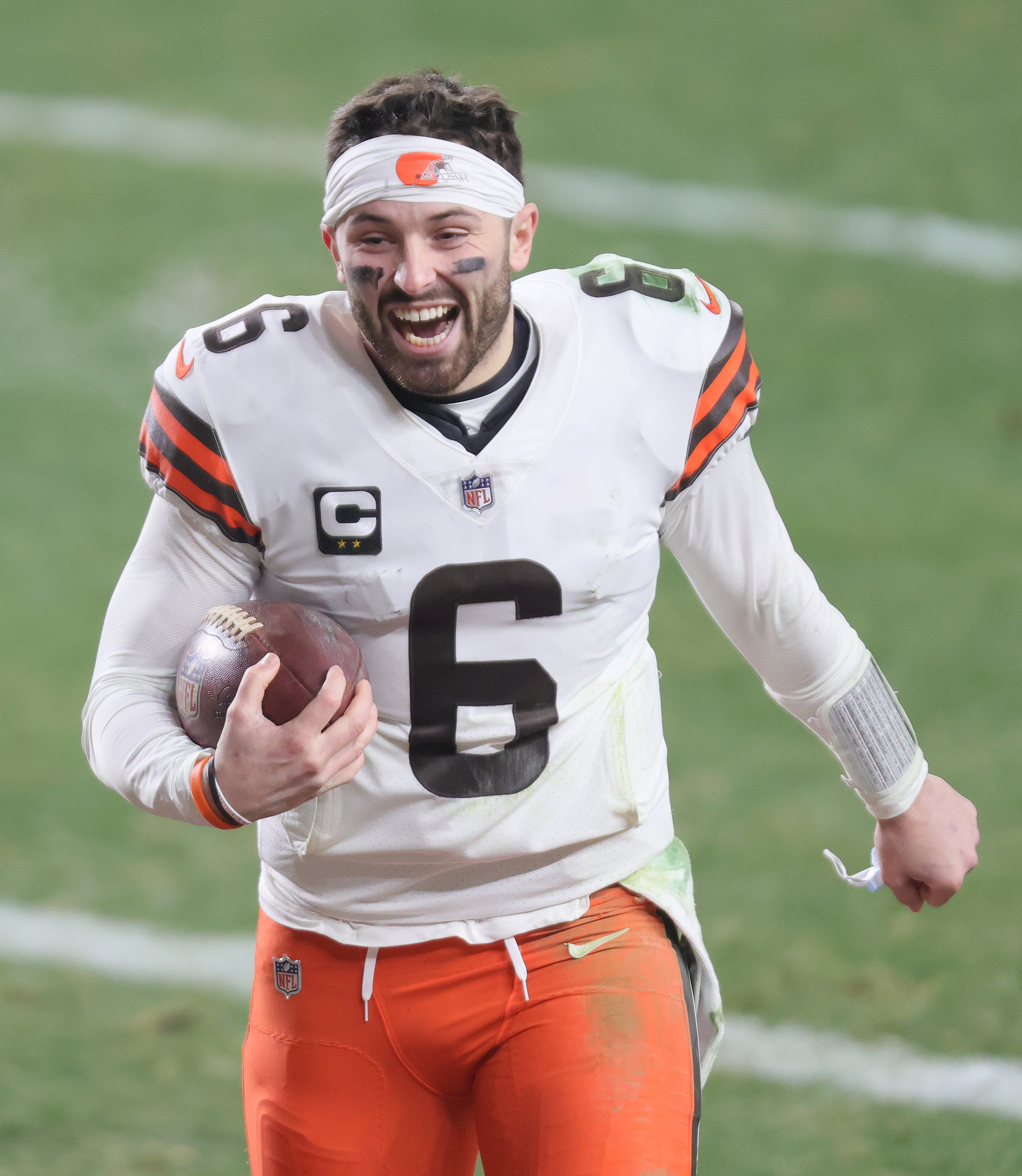 Baker Mayfield Cleveland Browns Game-Used #6 White Pants from the 2020 NFL  Season