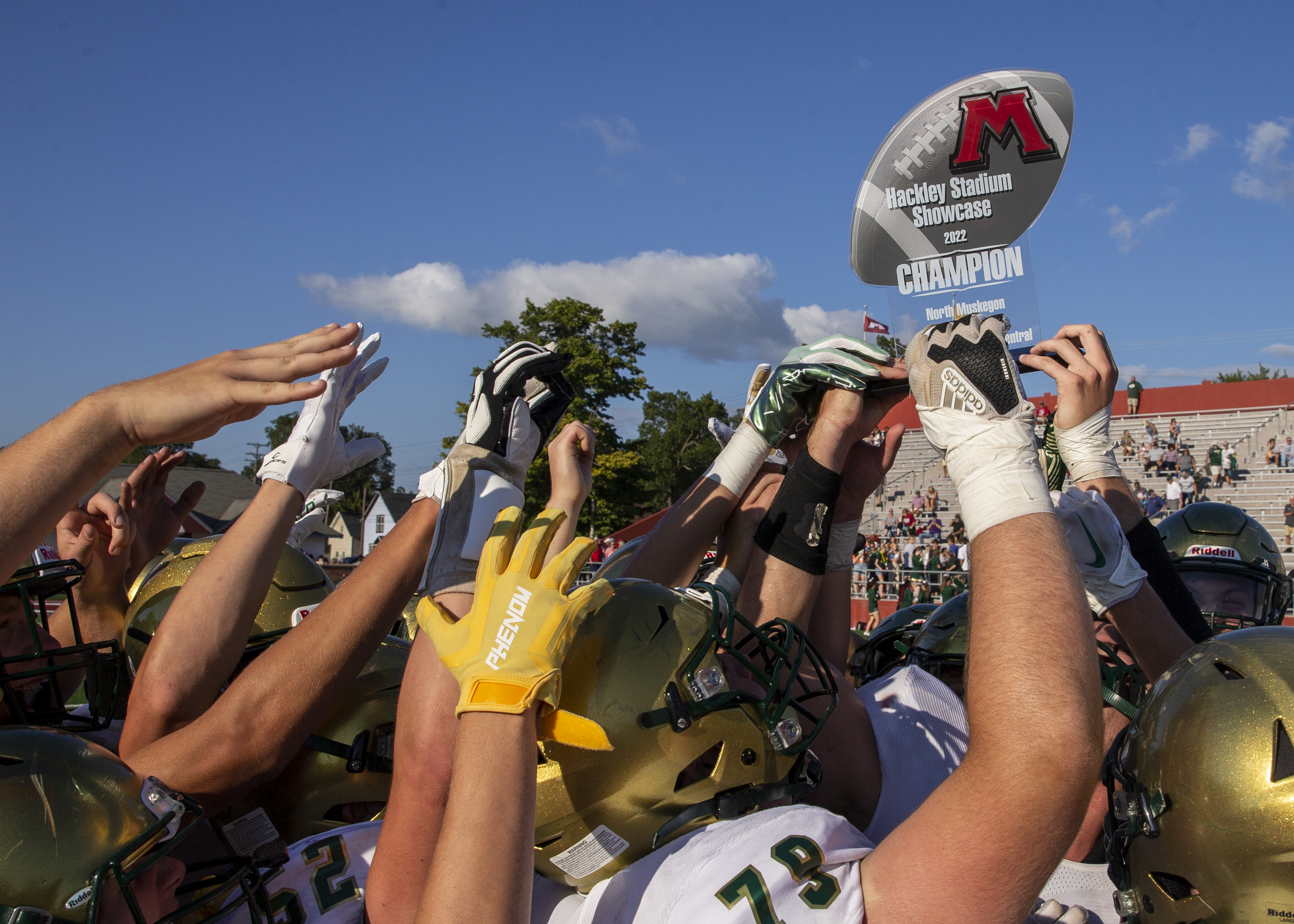 MLive Muskegon readers tab Hart Pirates as coolest high school football  helmet 