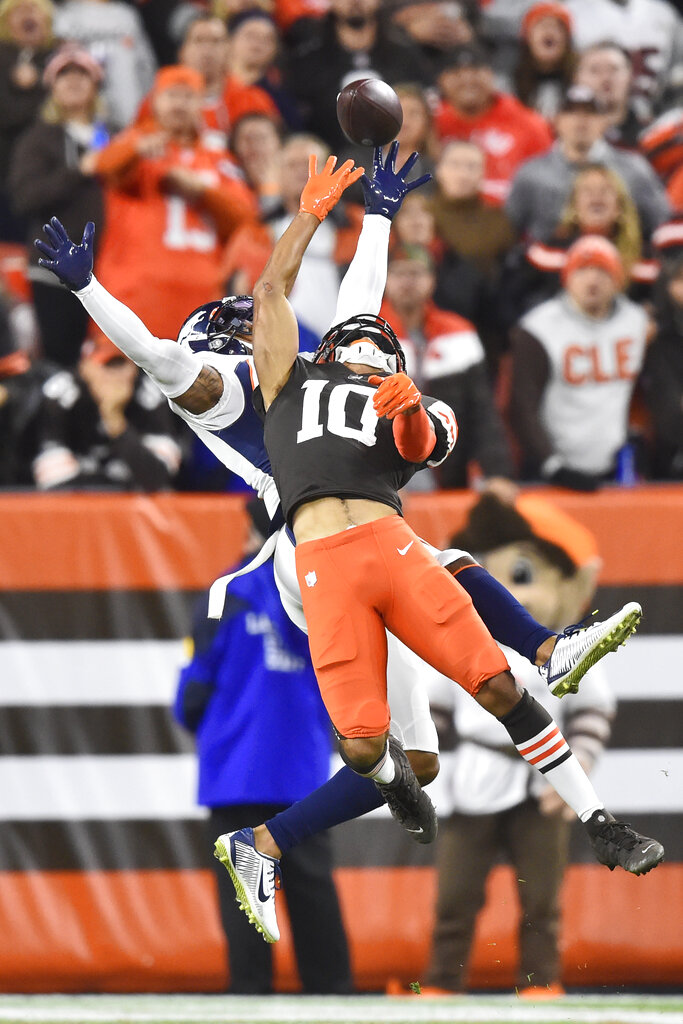 Short-handed Browns run past Broncos in NFL's Thursday night game 