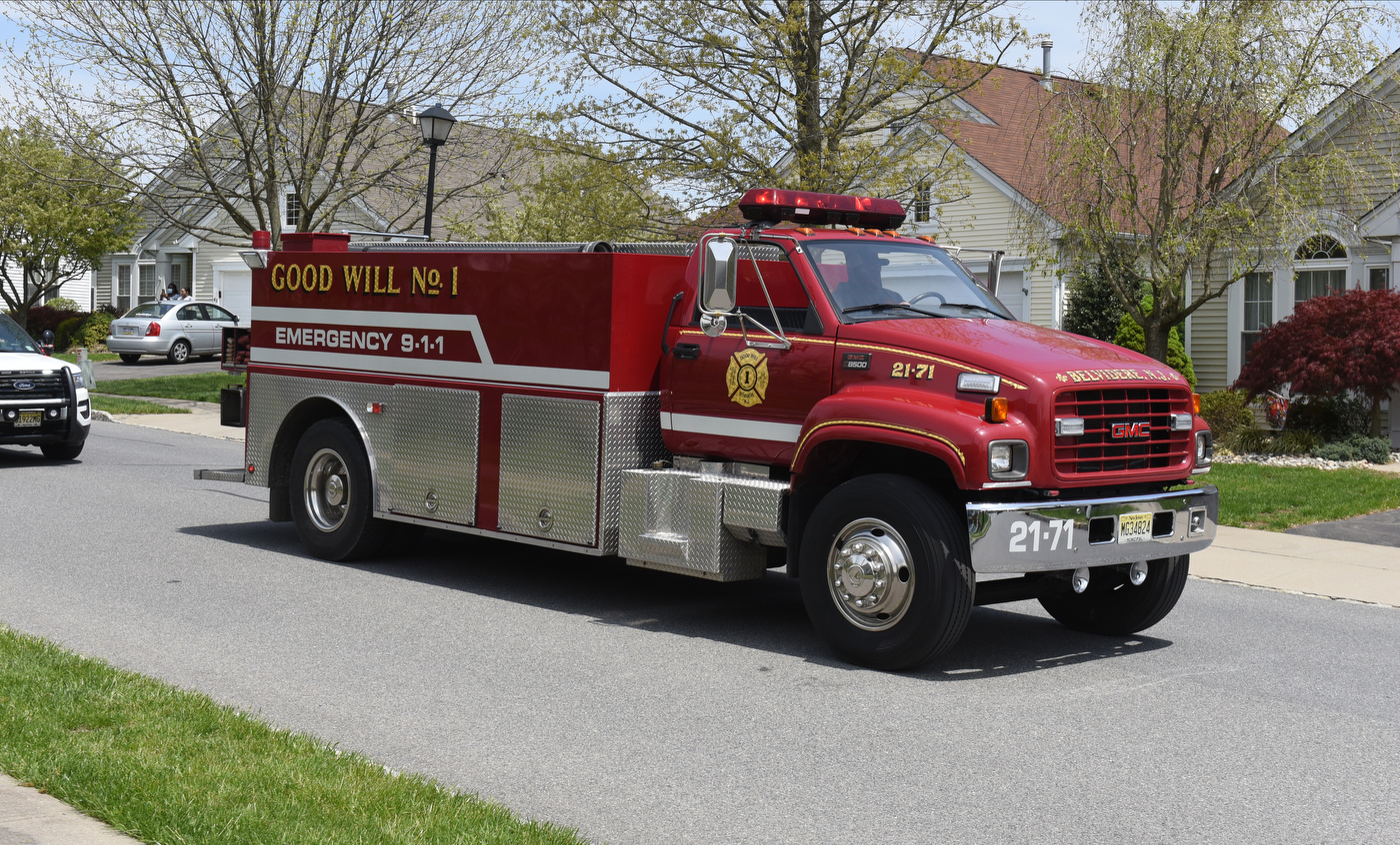 Veteran honored with parade on 100th birthday